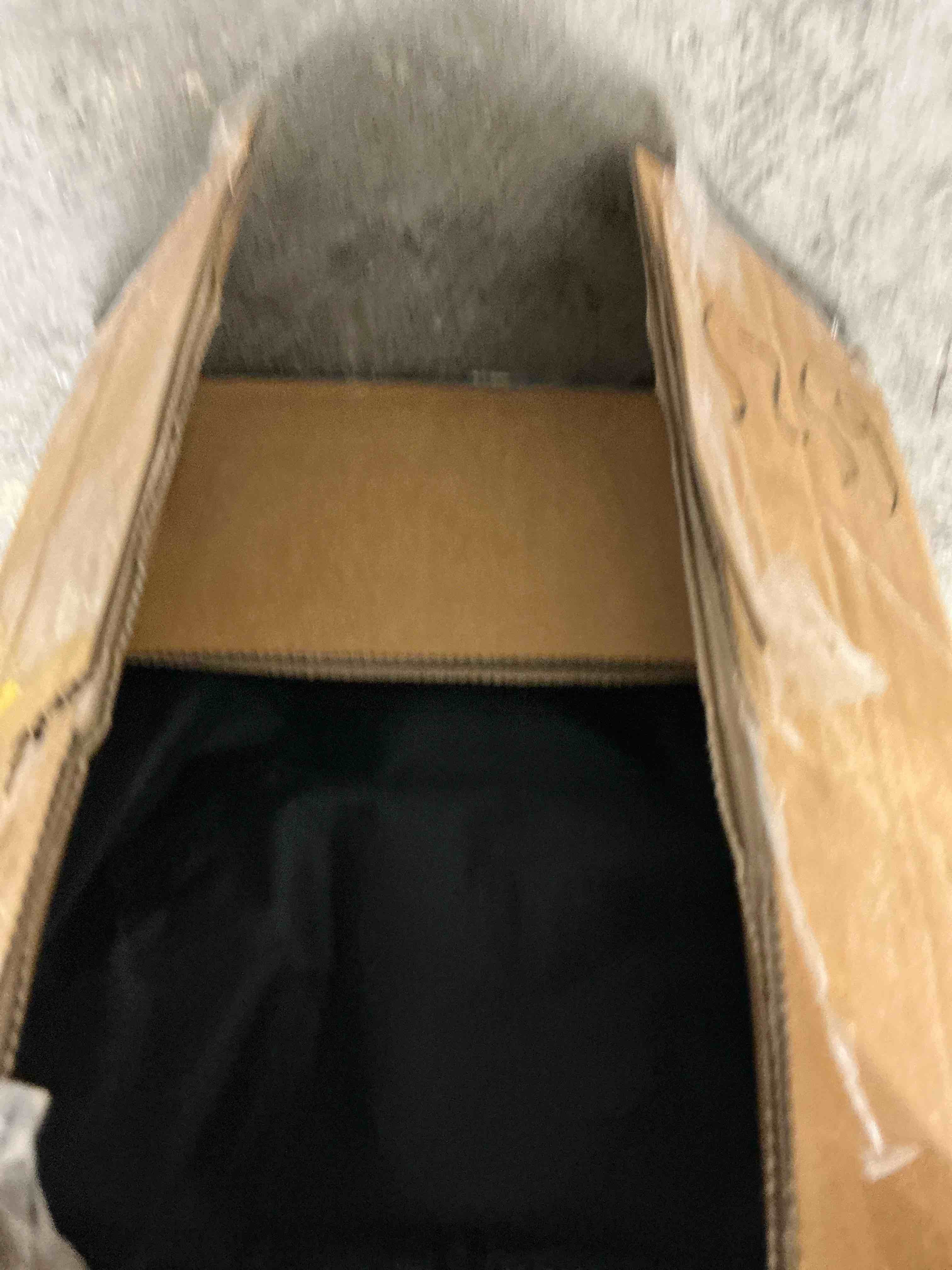 https://s3.amazonaws.com/lotting-images-prod/EmanualPiazza/PPE4068987_1789227648082.jpeg