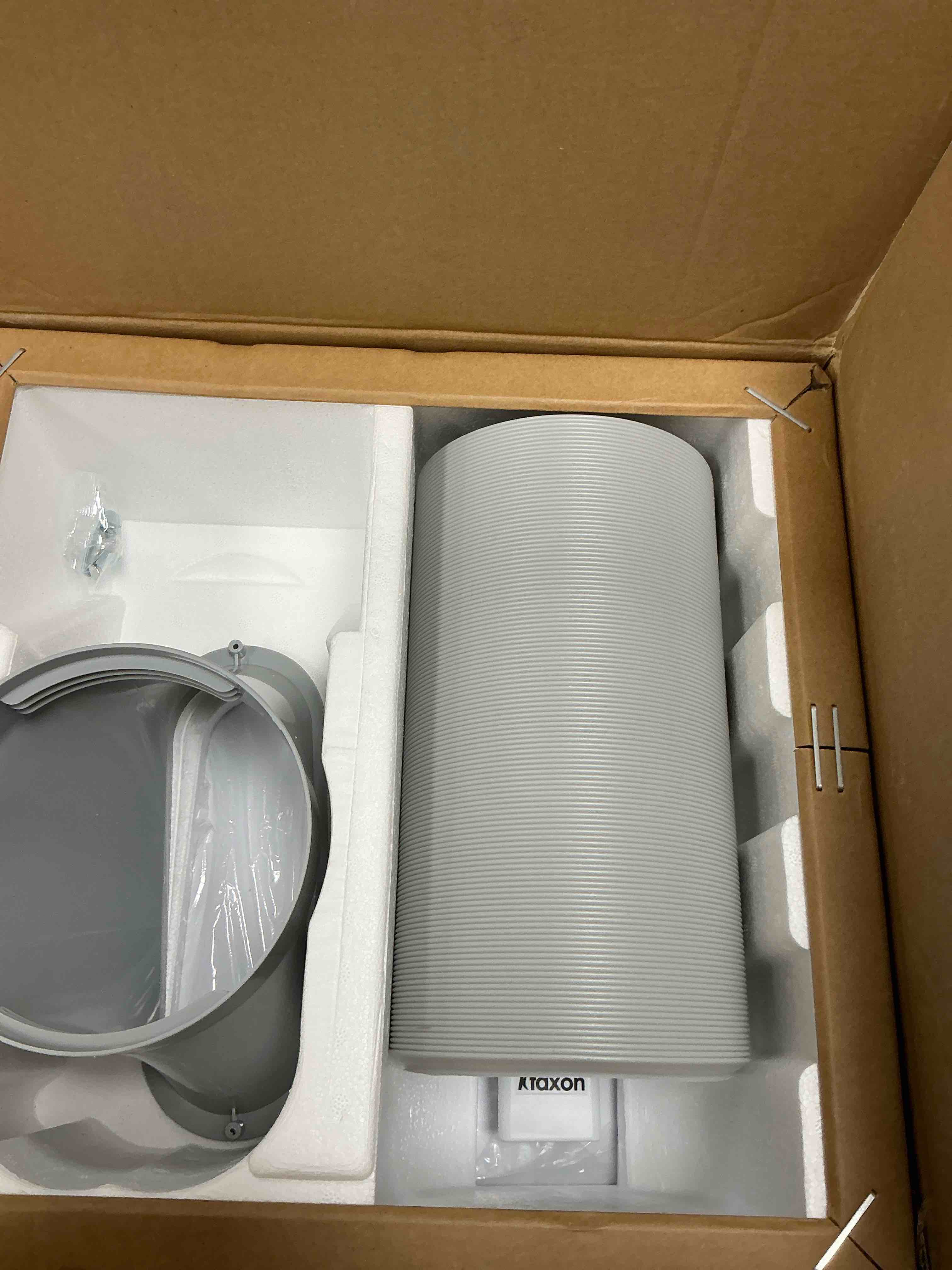 https://s3.amazonaws.com/lotting-images-prod/EmanualPiazza/PPE4068990_1789227955441.jpeg