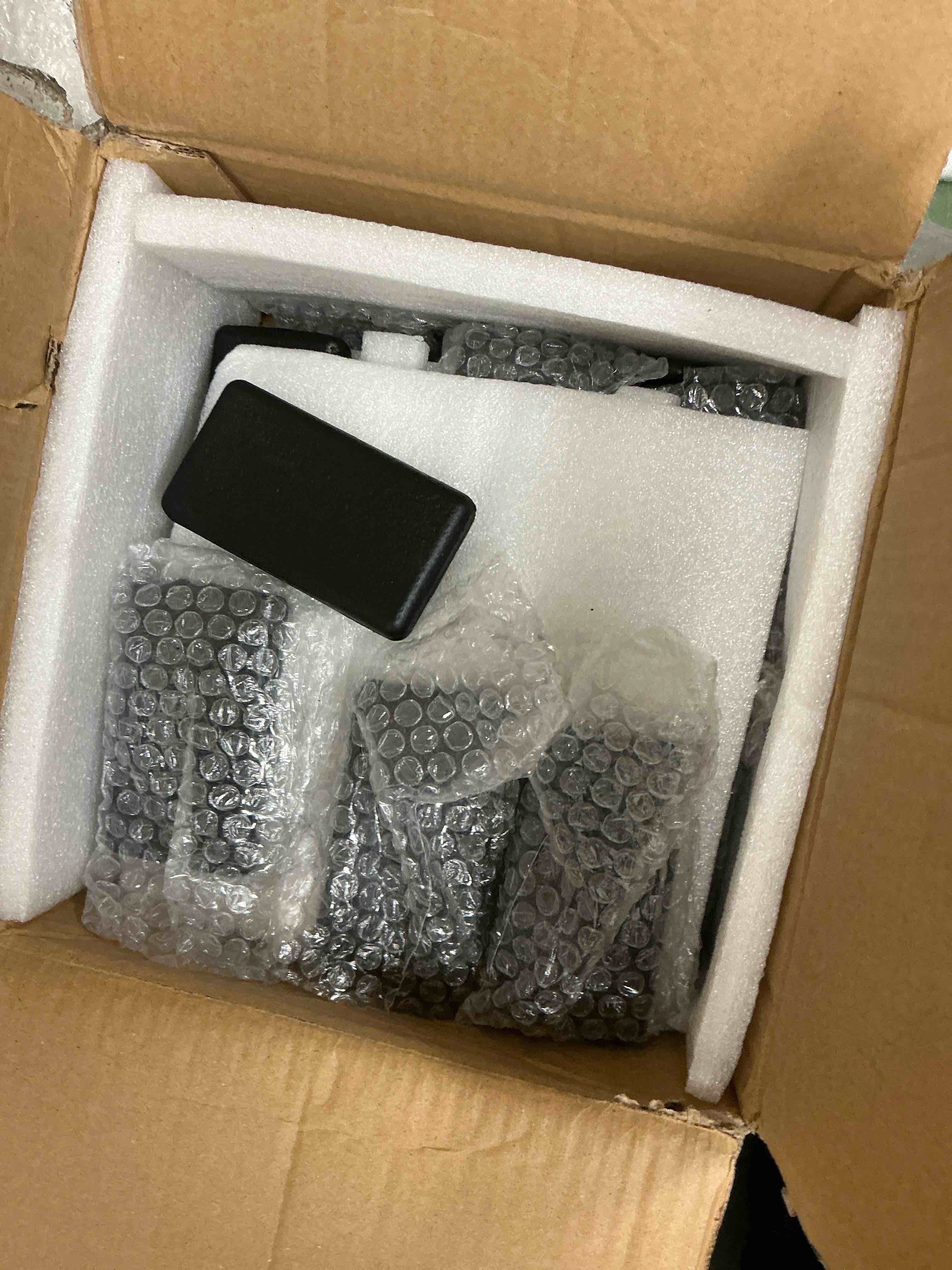 https://s3.amazonaws.com/lotting-images-prod/EmanualPiazza/PPE4069126_1777574466306.jpeg