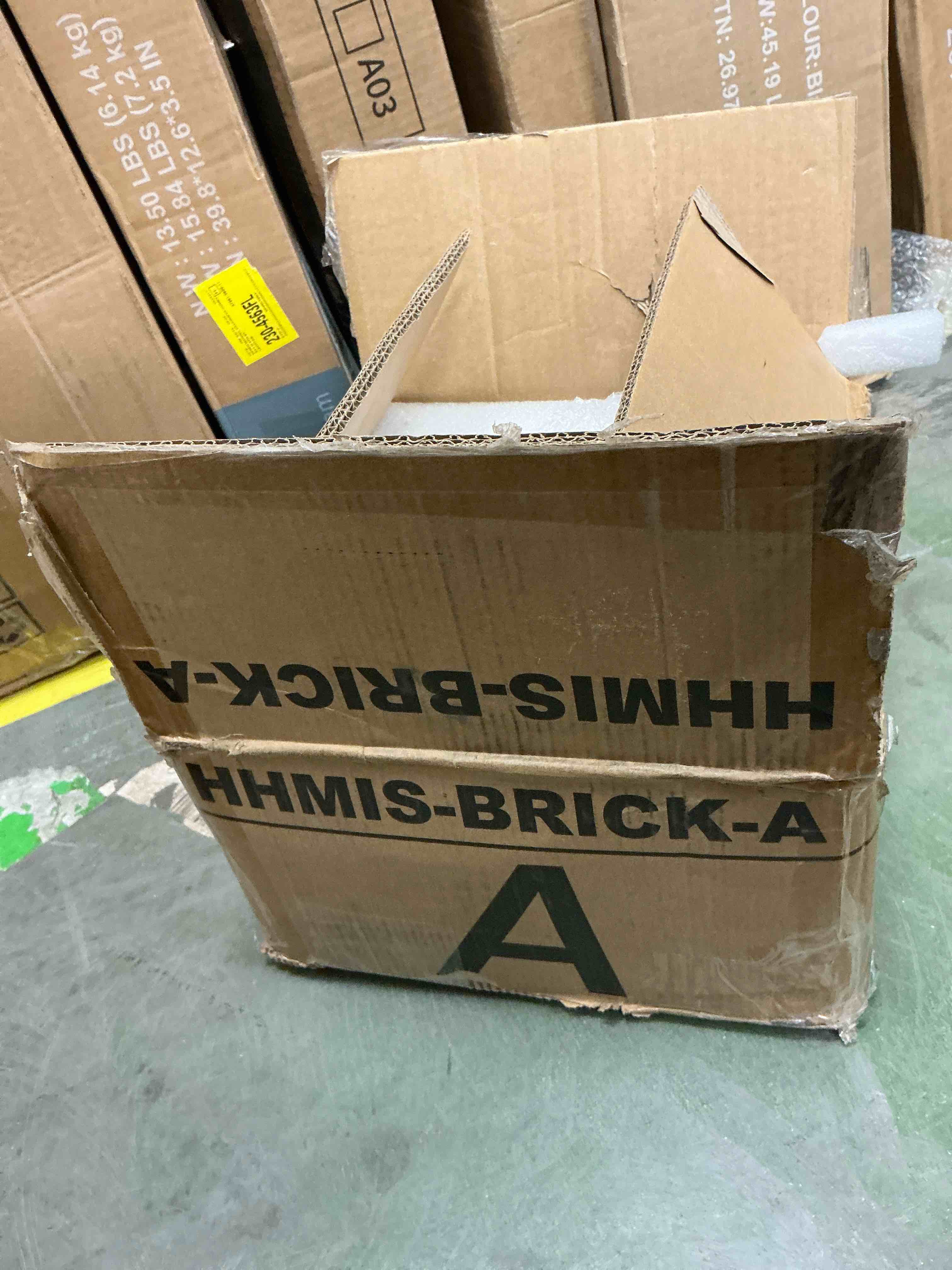 https://s3.amazonaws.com/lotting-images-prod/EmanualPiazza/PPE4069126_1777574489943.jpeg