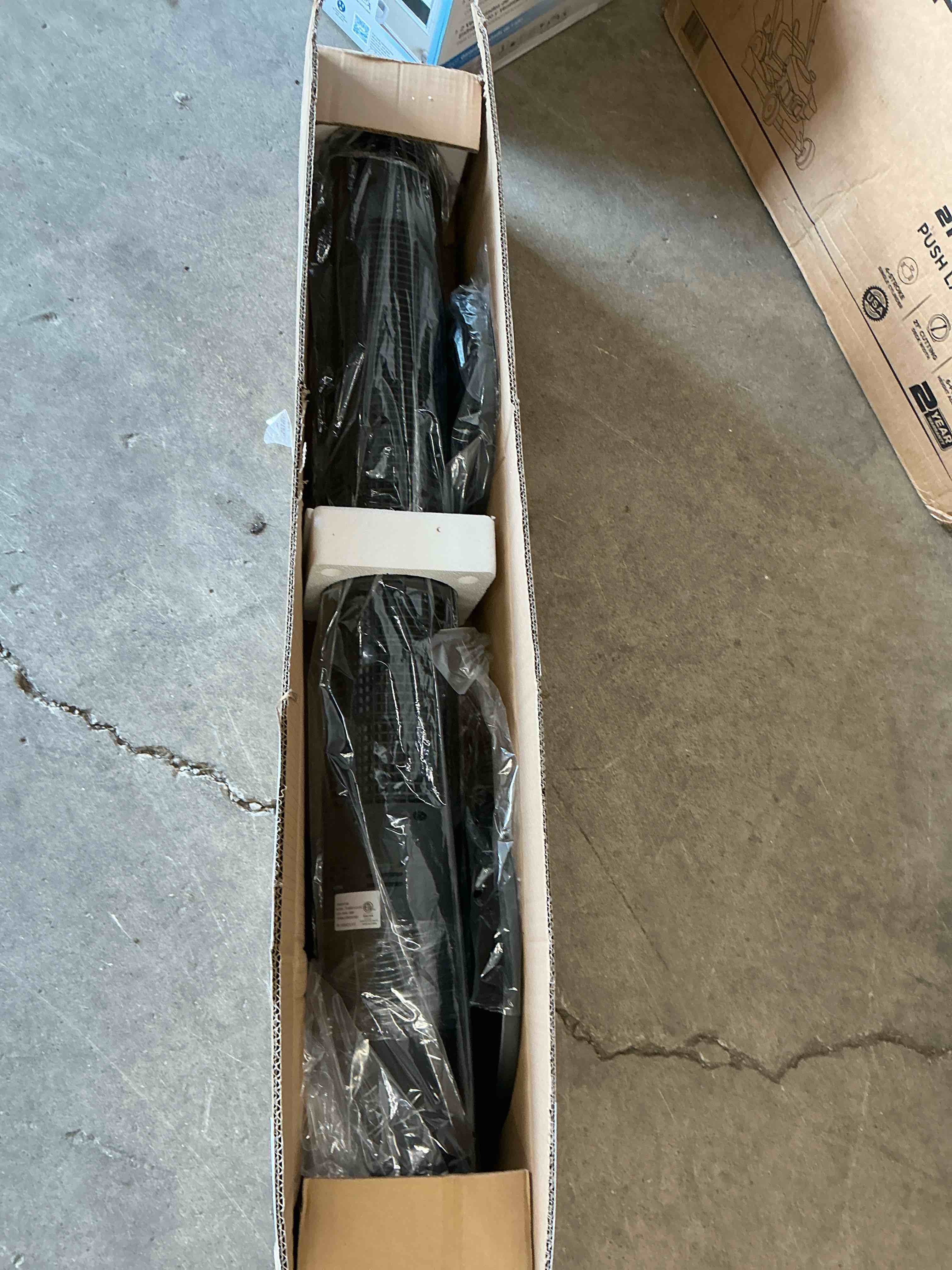 Condition photo showing New/Like New for qunler 45 tower fan with remote oscillation 8 speeds 4 modes and 12h timer ultra quiet standing fan for bedroom office home black