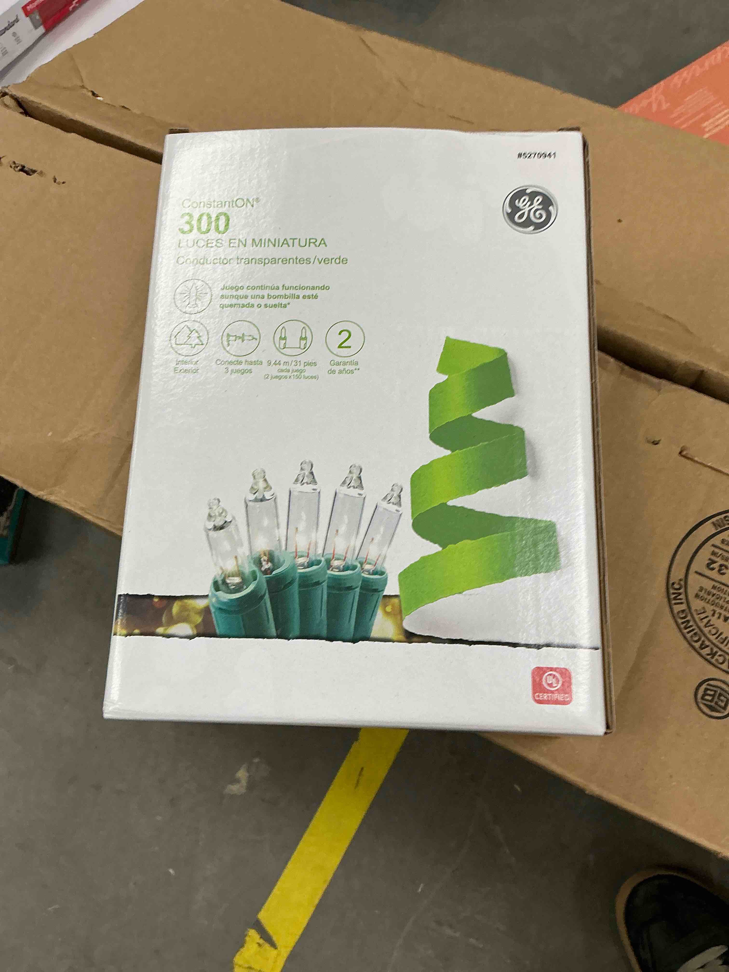 Condition photo showing Good Condition for ge constanton 300 -count 62-ft clear incandescent plug-in christmas string lights