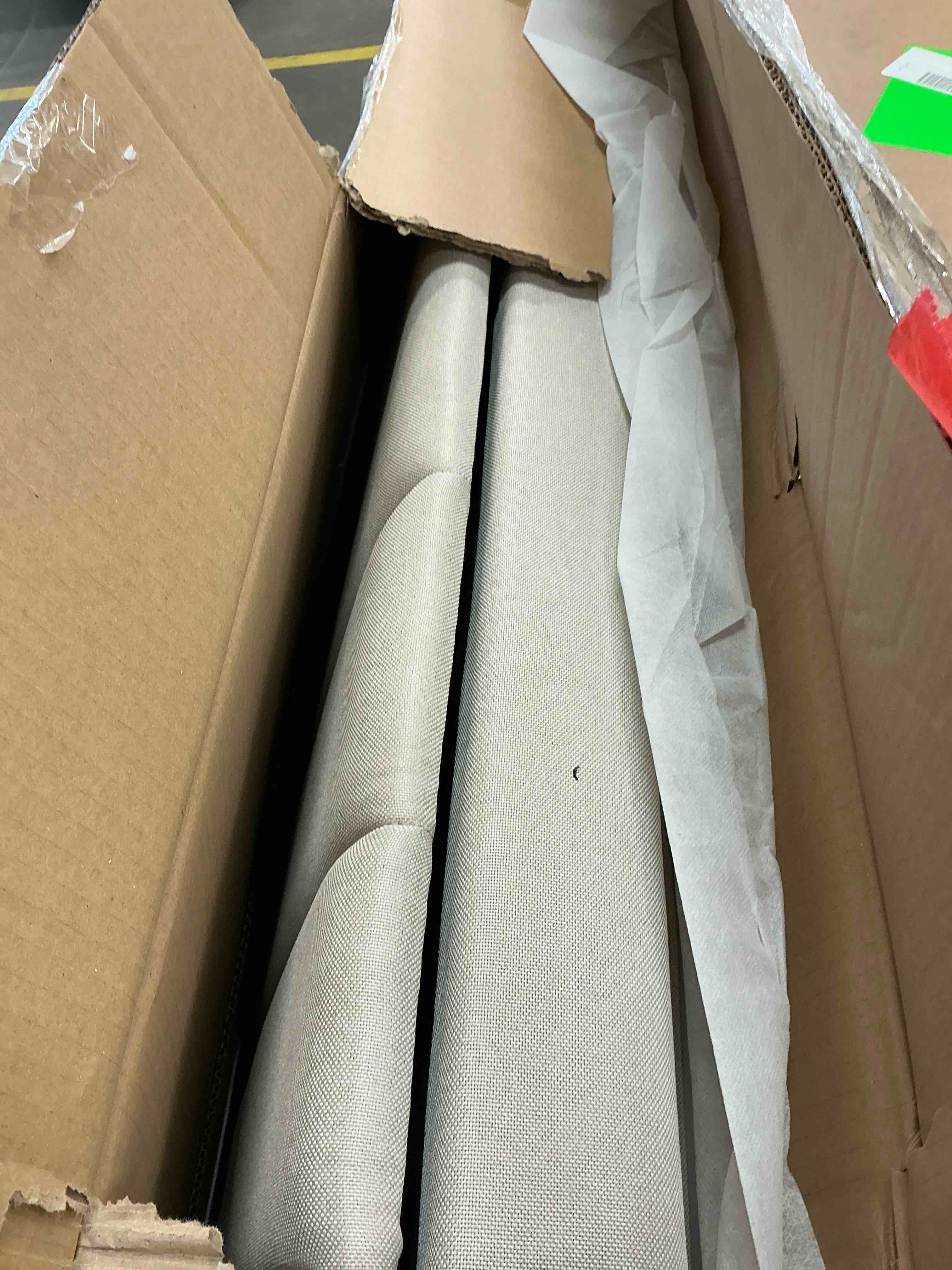 https://s3.amazonaws.com/lotting-images-prod/EmanualPiazza/PPE4069276_1778252584866.jpeg