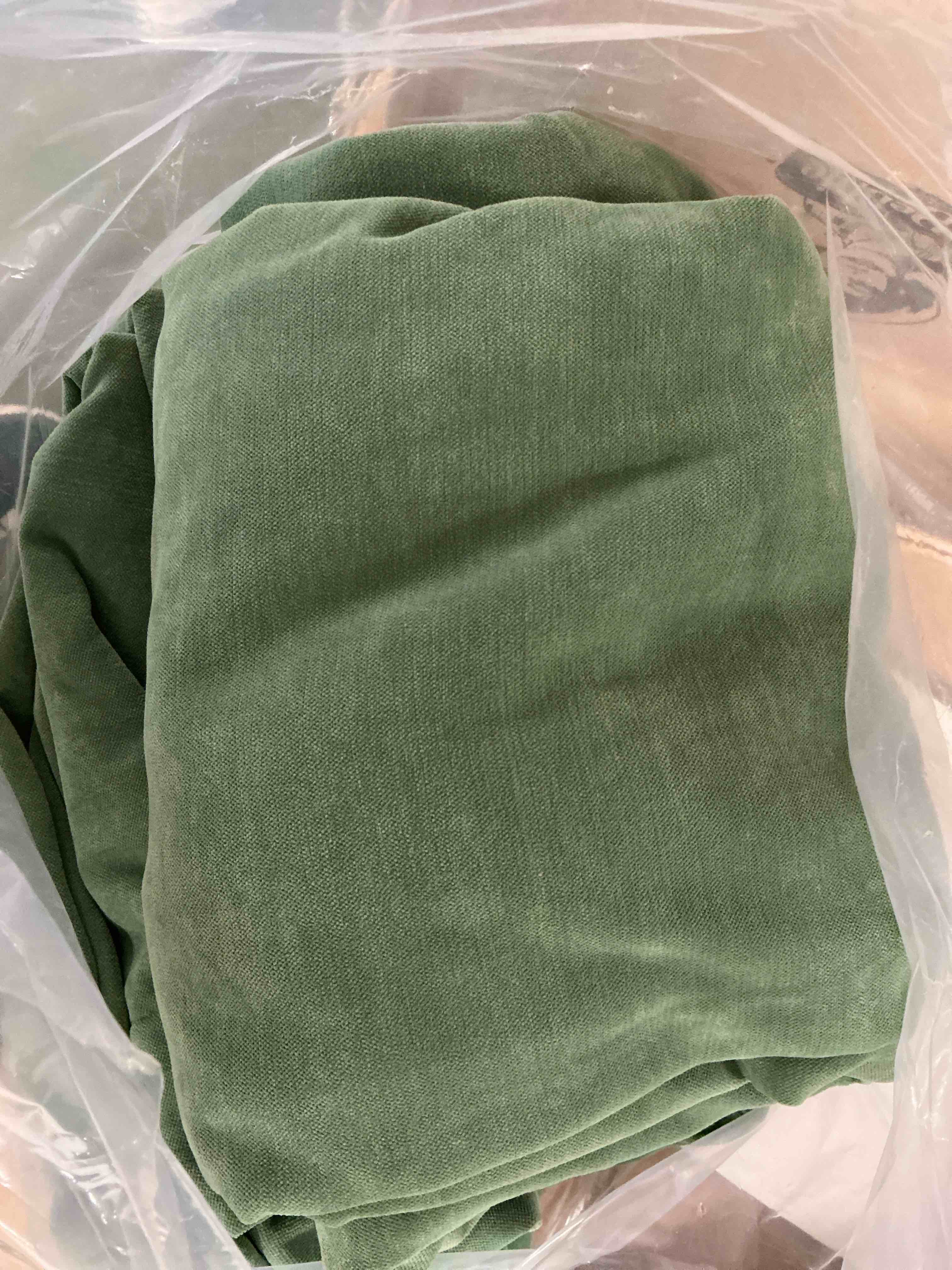 https://s3.amazonaws.com/lotting-images-prod/EmanualPiazza/PPE4069408_1778594791057.jpeg