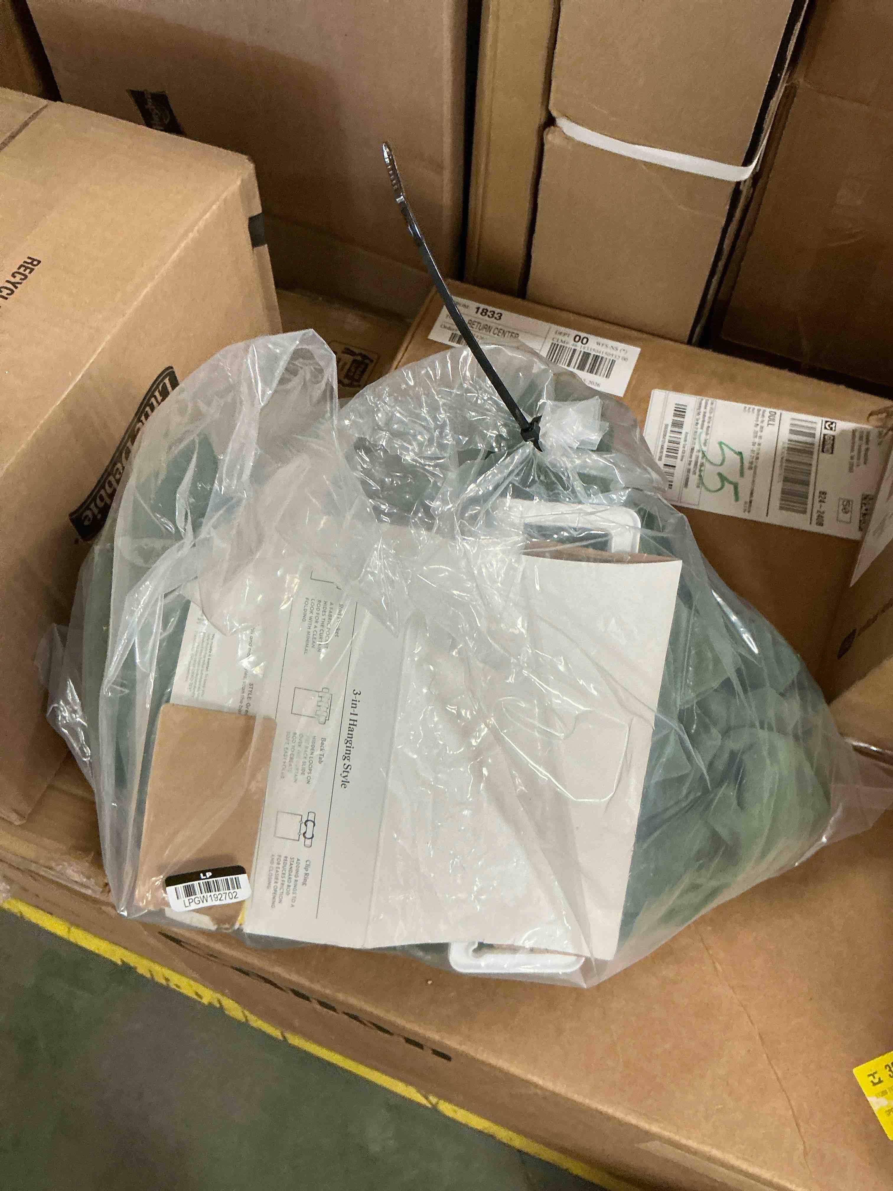 https://s3.amazonaws.com/lotting-images-prod/EmanualPiazza/PPE4069408_1778594805881.jpeg