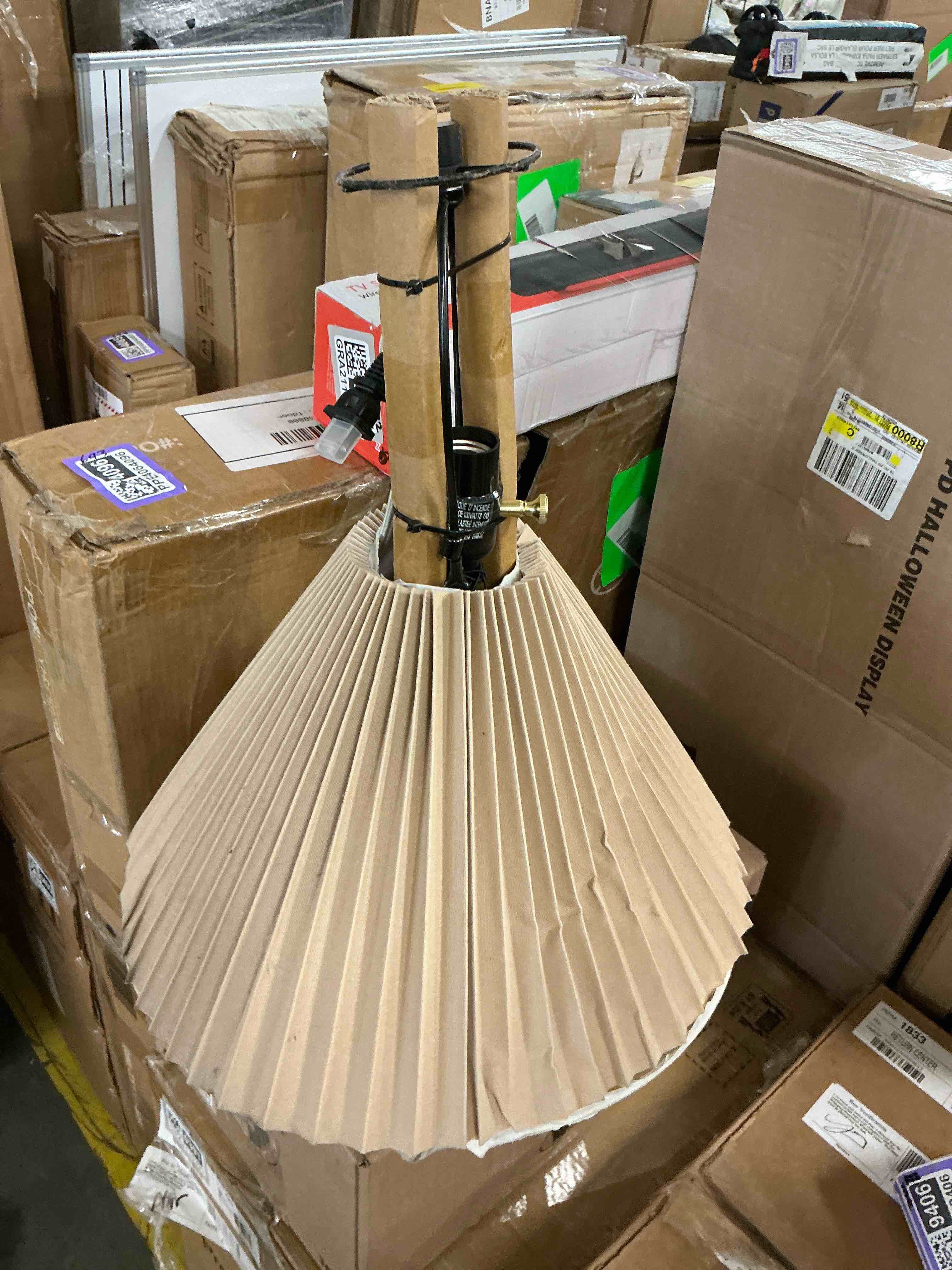 https://s3.amazonaws.com/lotting-images-prod/EmanualPiazza/PPE4069409_1778594605523.jpeg