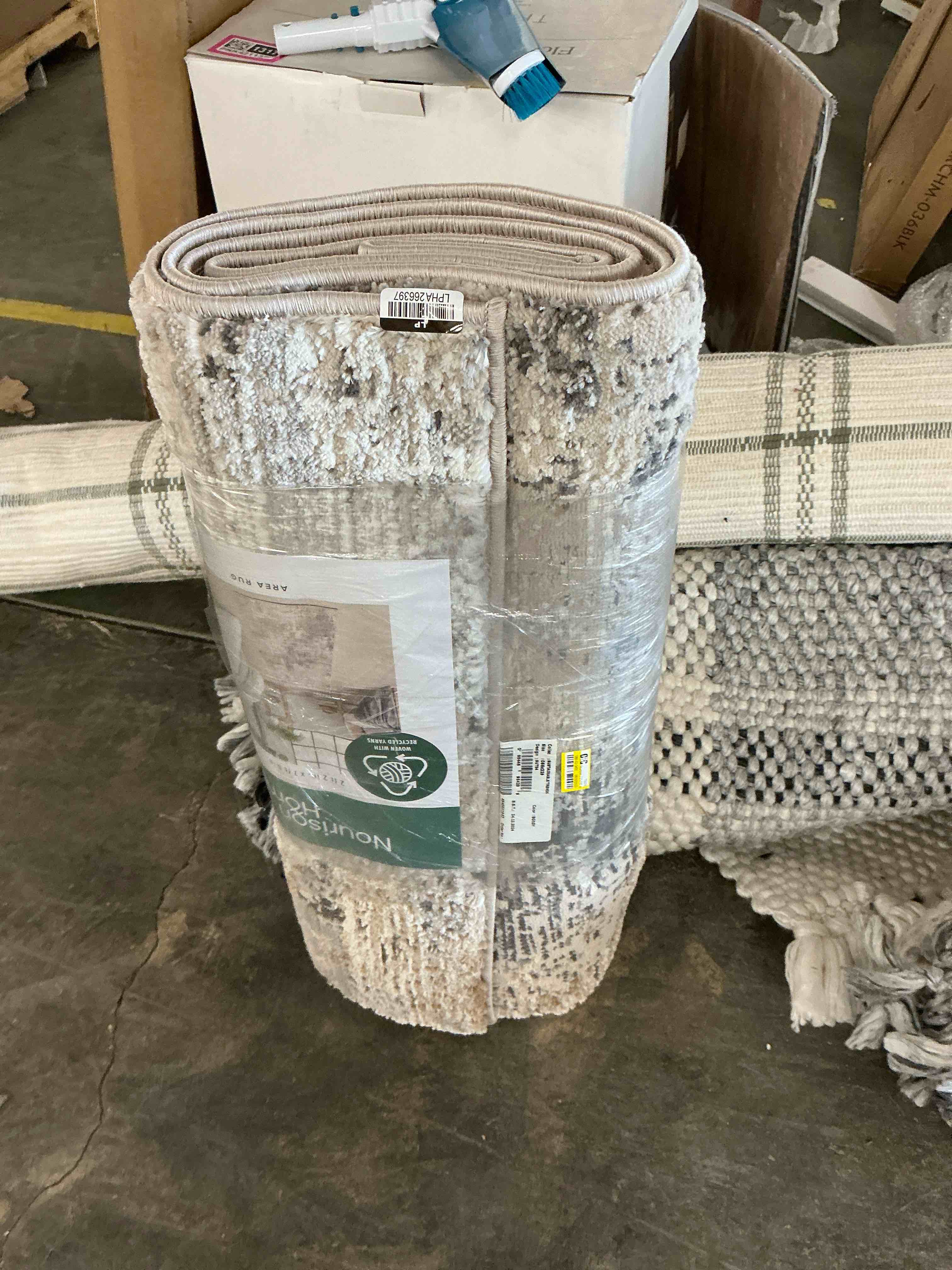 https://s3.amazonaws.com/lotting-images-prod/EmanualPiazza/PPE4069495_1778596109187.jpeg