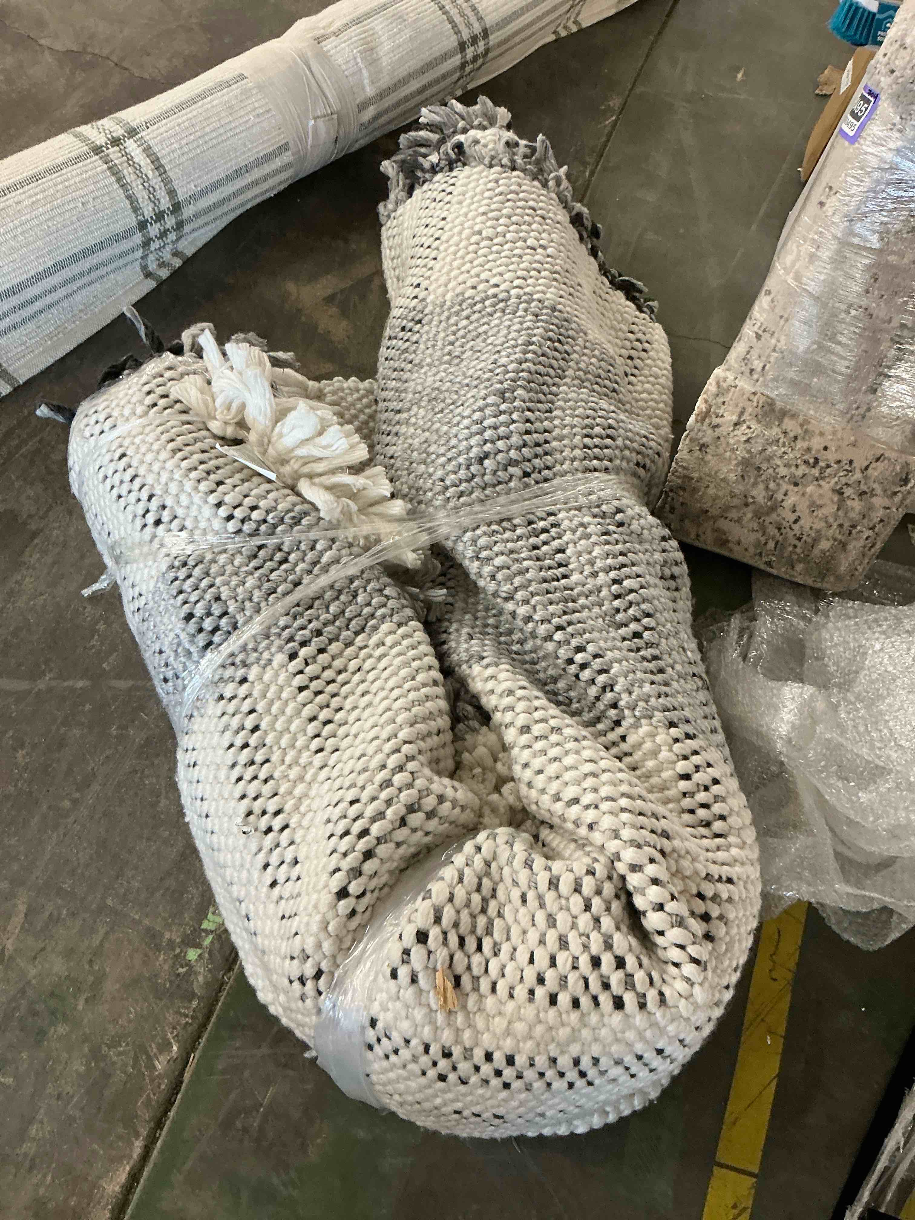 https://s3.amazonaws.com/lotting-images-prod/EmanualPiazza/PPE4069496_1778596194741.jpeg