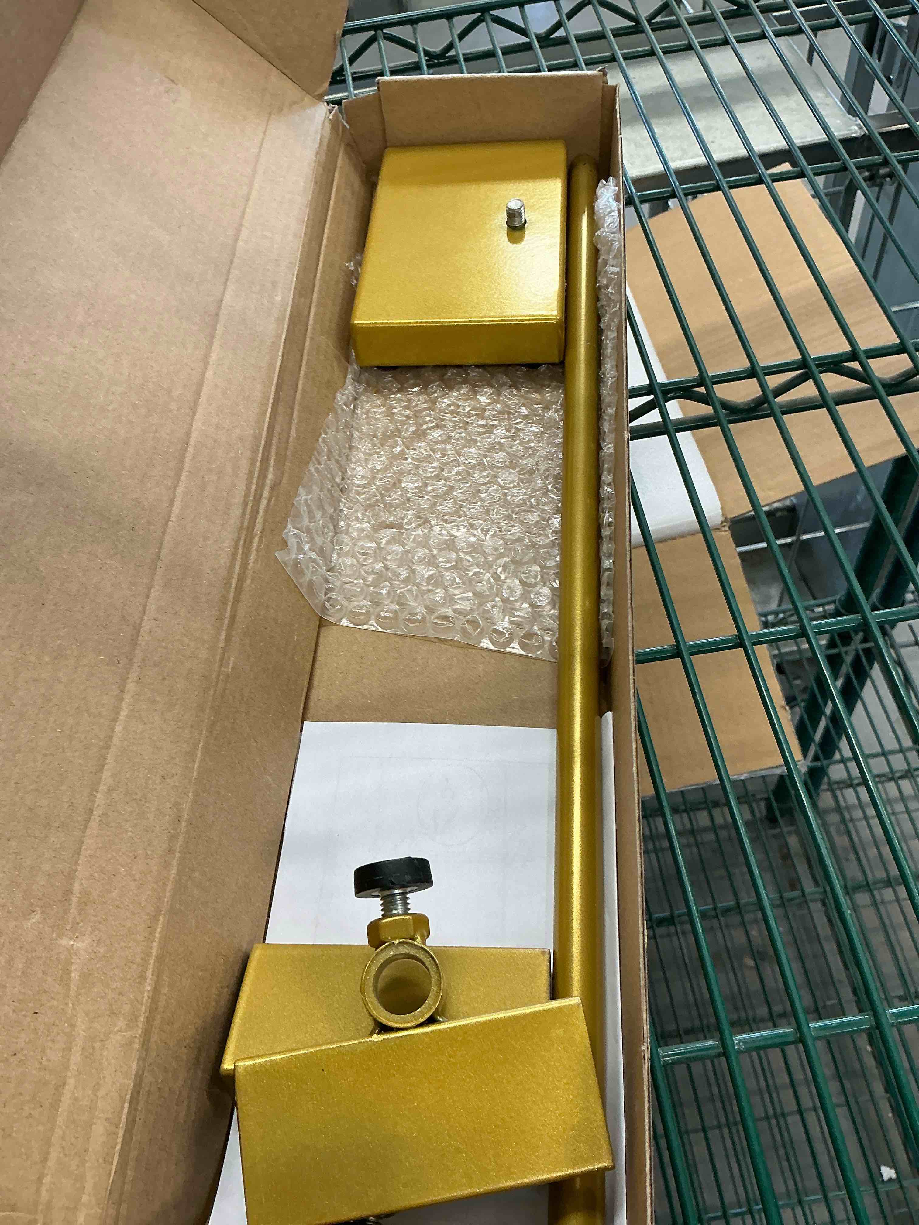 https://s3.amazonaws.com/lotting-images-prod/EmanualPiazza/PPE4069550_1778611948366.jpeg