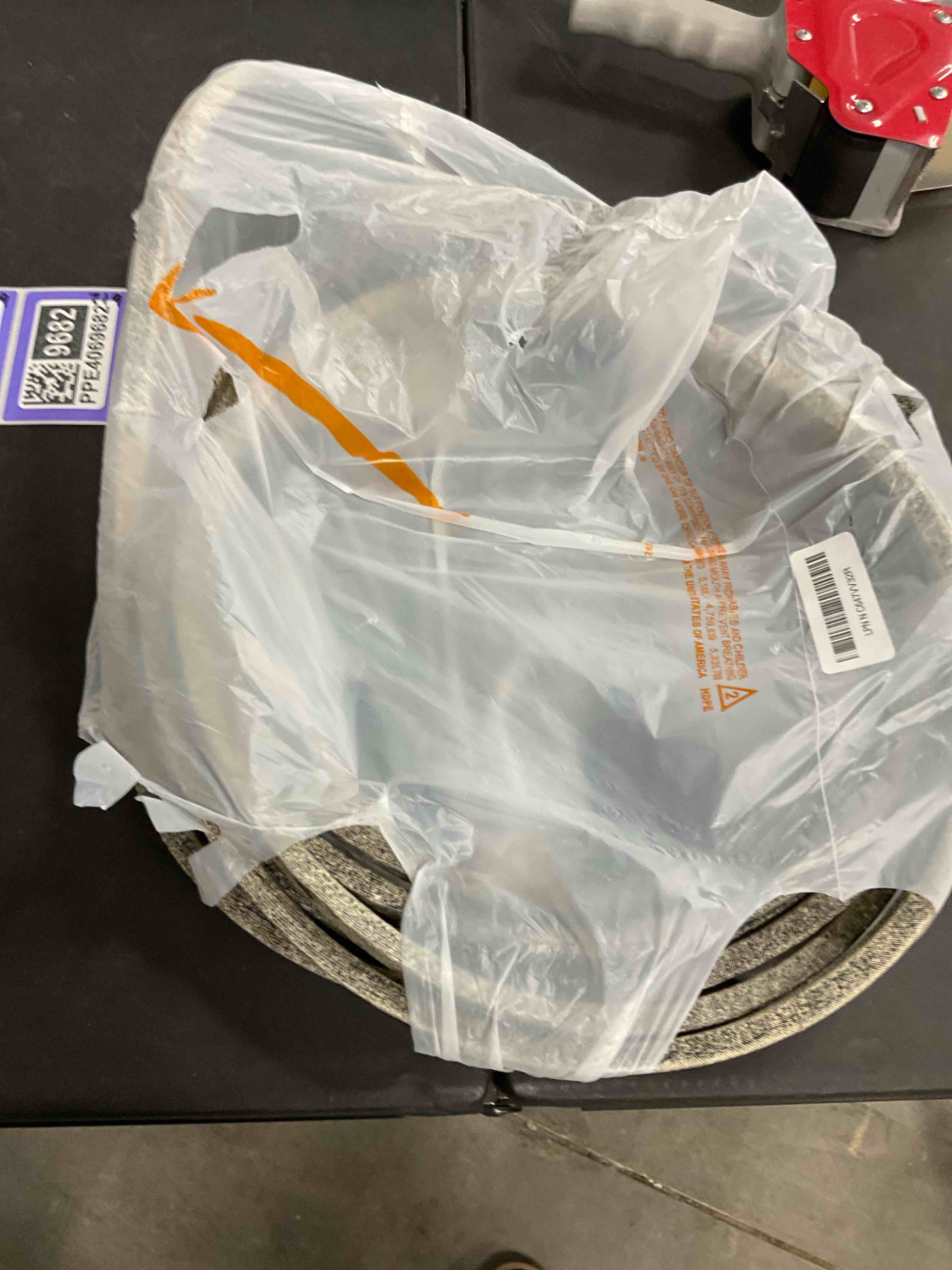 https://s3.amazonaws.com/lotting-images-prod/EmanualPiazza/PPE4069682_1778865168033.jpeg
