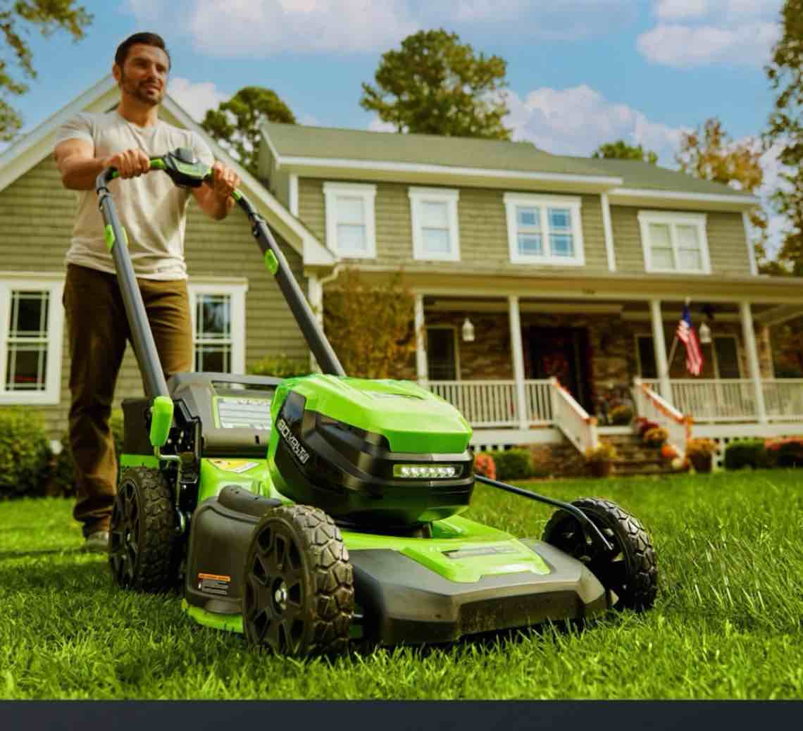 greenworks 80v 21" self-propelled cordless lawn mower – brushless motor, led lights