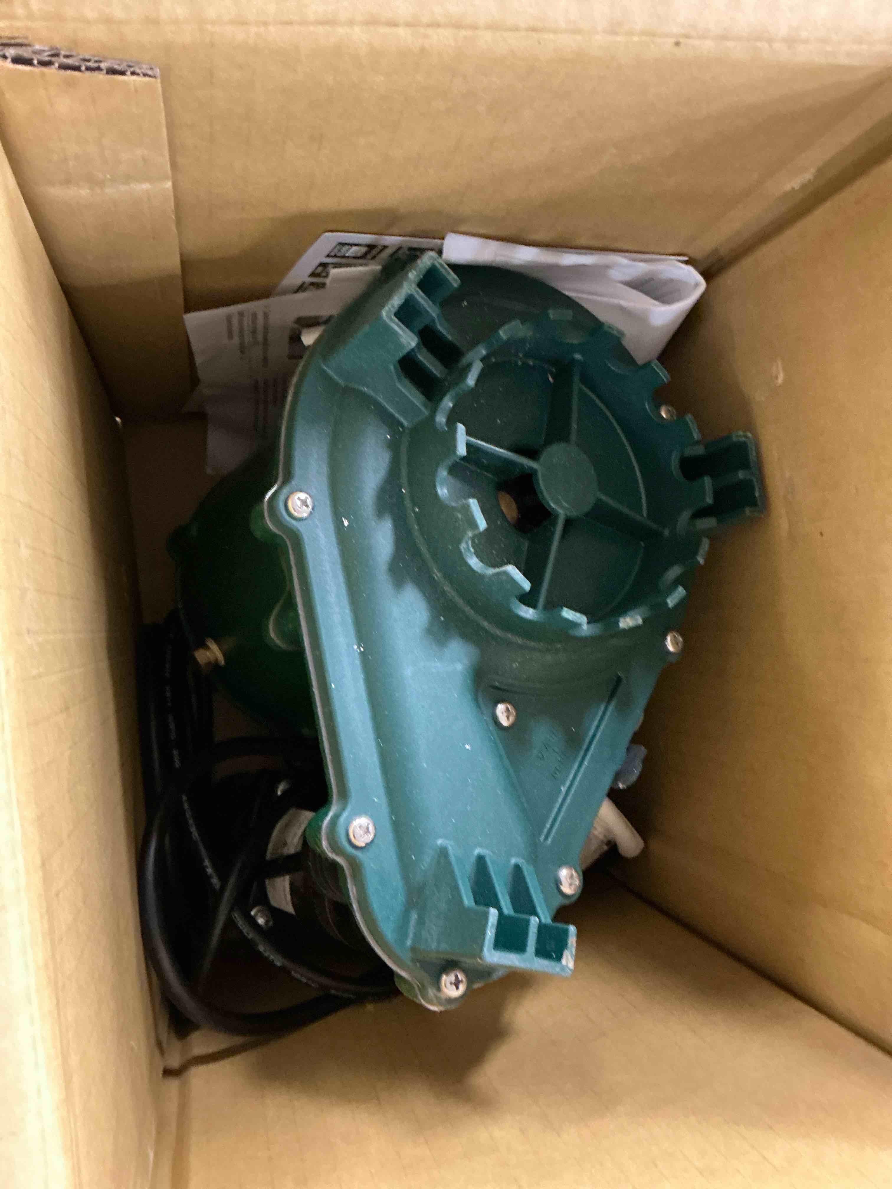 Condition photo showing Good Condition for zoeller 1/3 hp pro 115v cast iron submersible sump pump