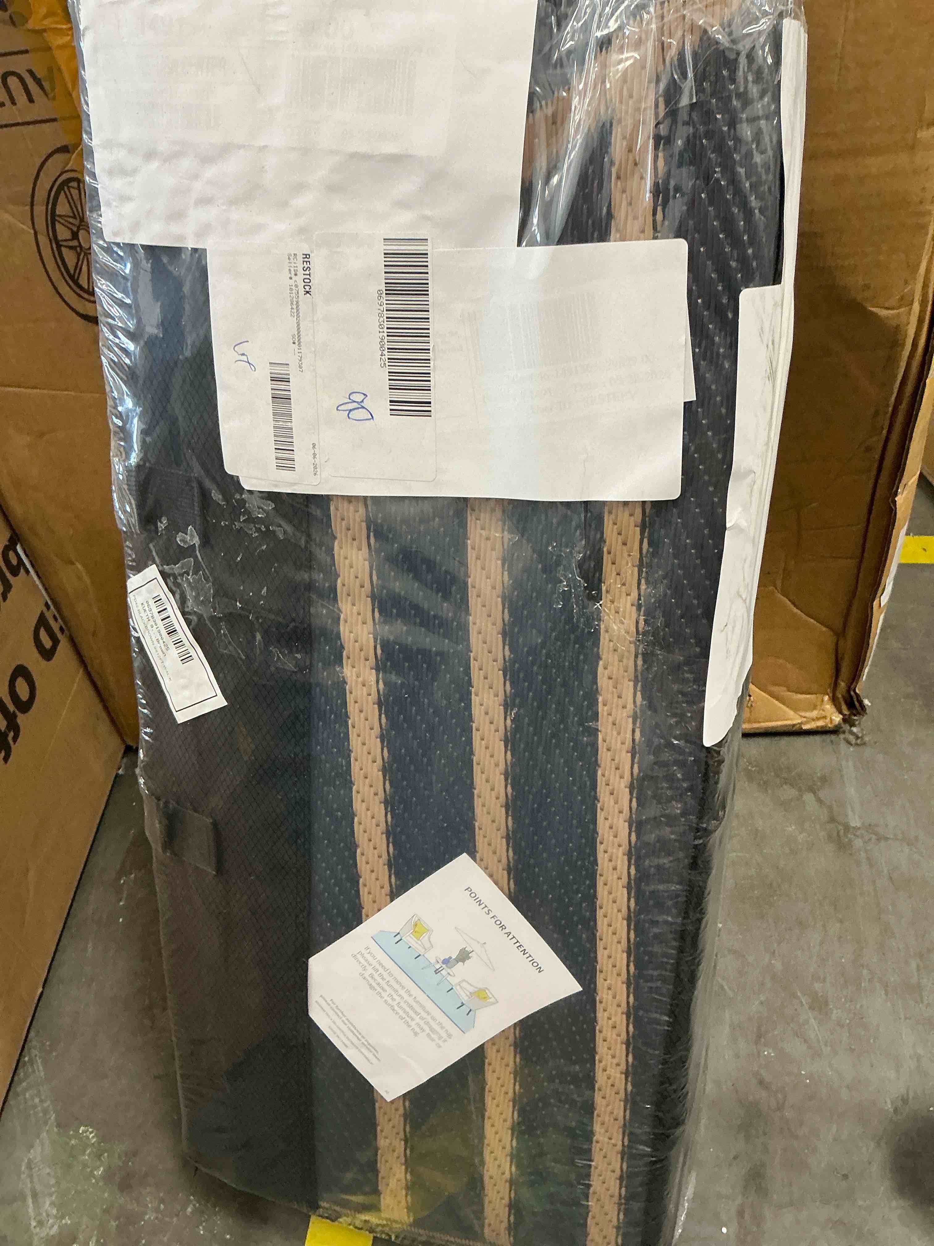 Condition photo showing Good Condition for kueth 9'x 12' outdoor rug plastic foldable waterproof outside carpet uv resistant geometric patio rv deck mat,black brown