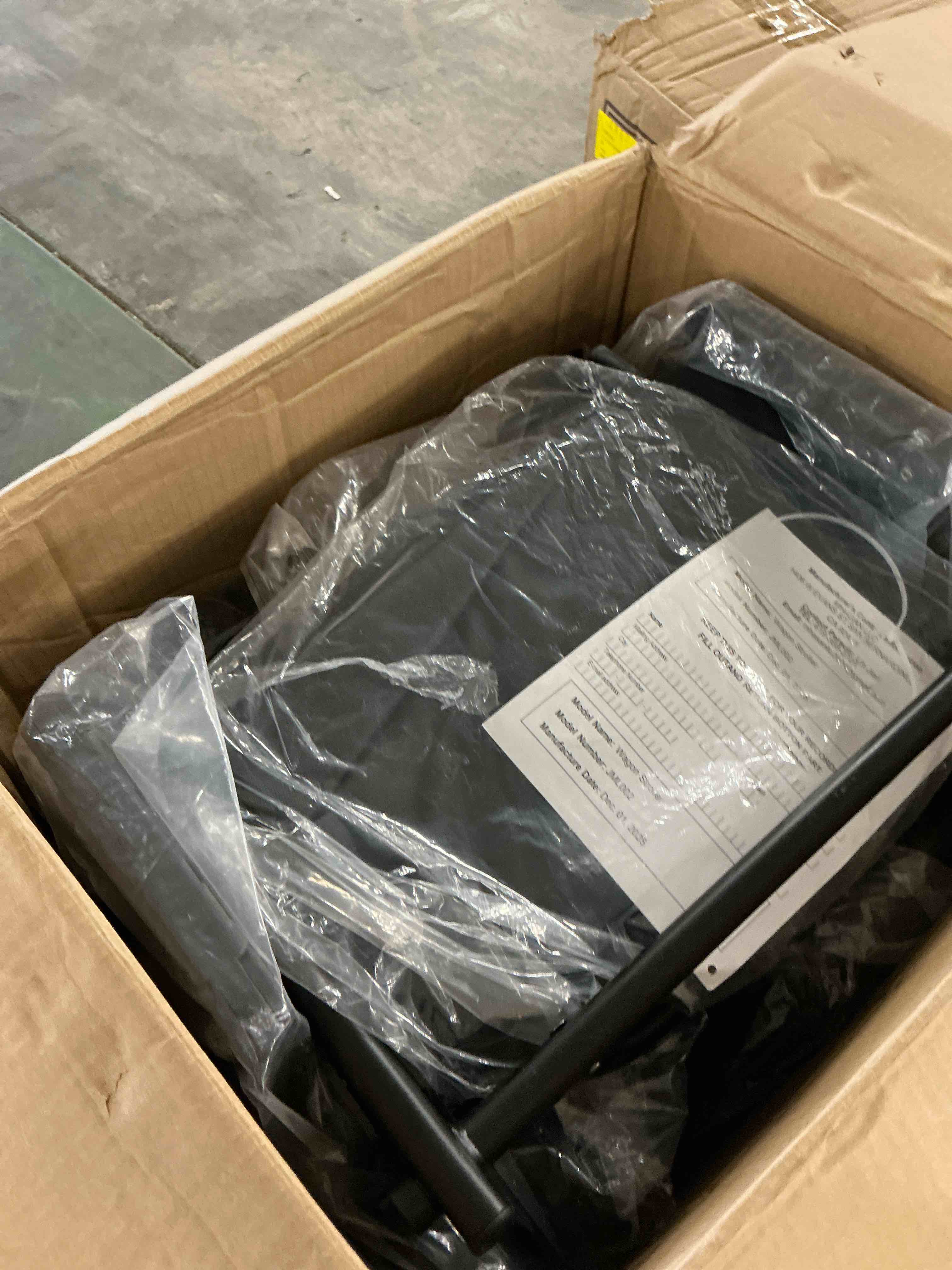 https://s3.amazonaws.com/lotting-images-prod/EmanualPiazza/PPE4071450_1782243343217.jpeg