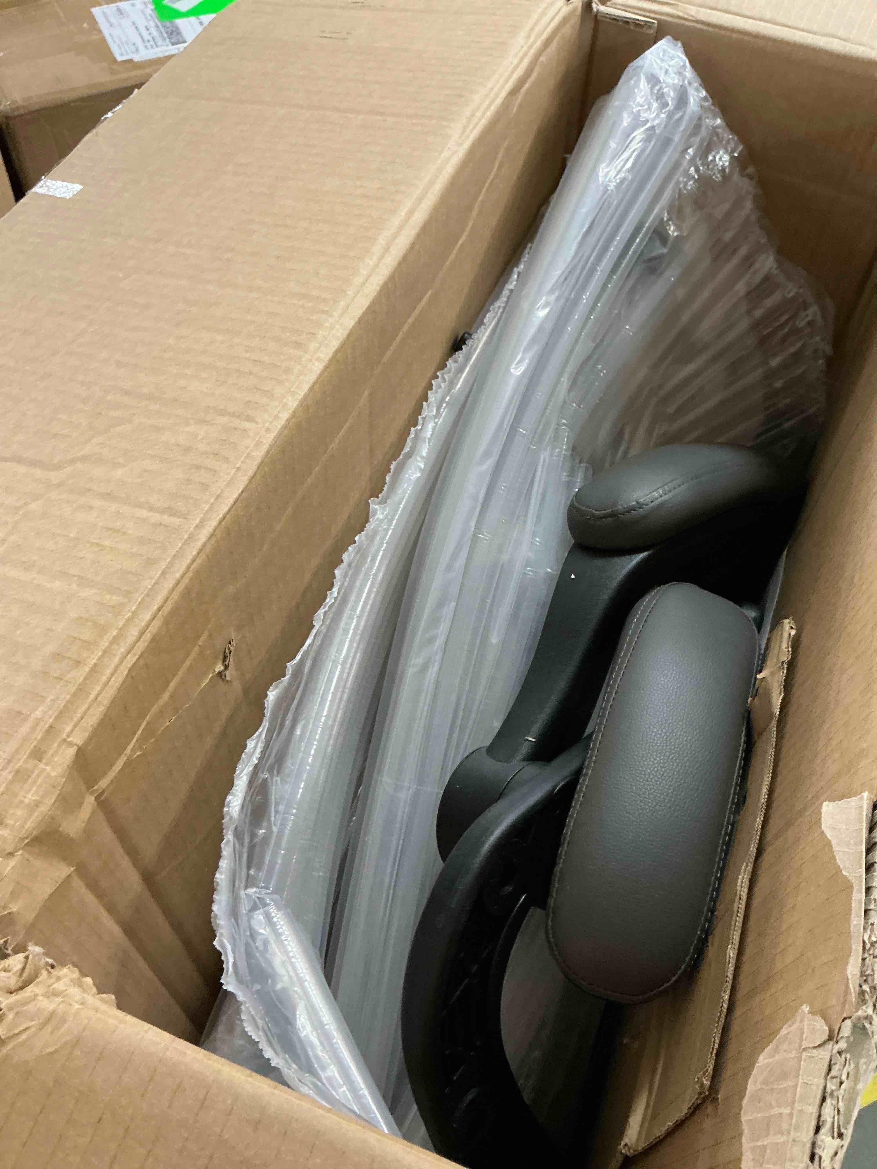 https://s3.amazonaws.com/lotting-images-prod/EmanualPiazza/PPE4071457_1782242200435.jpeg