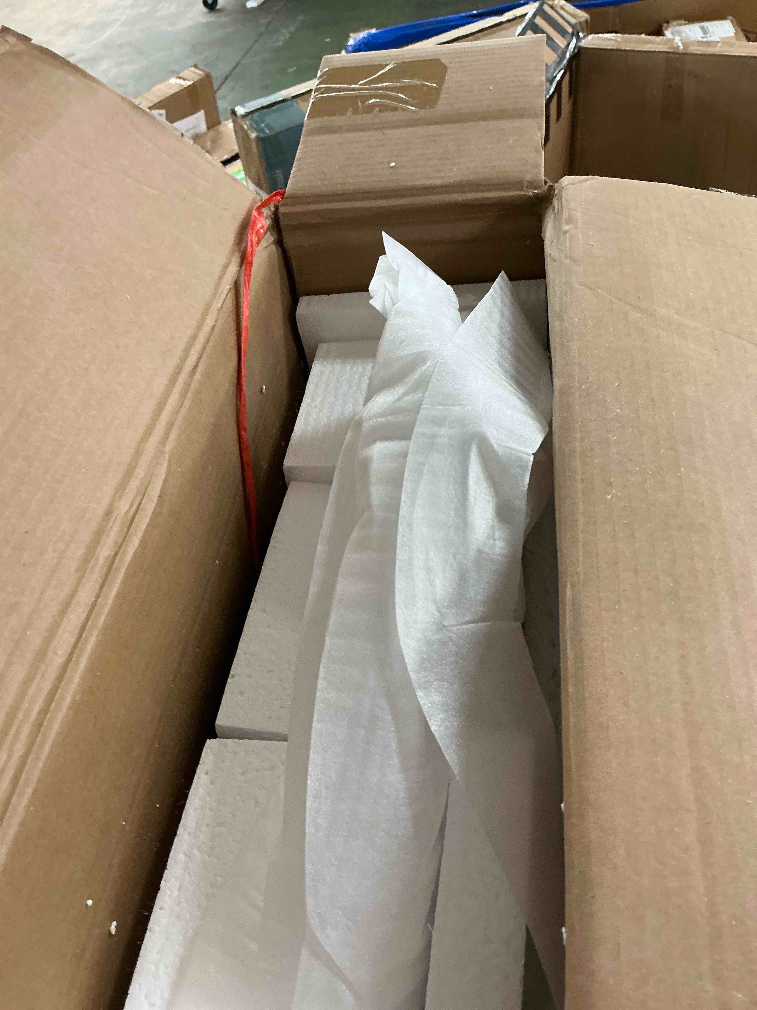 https://s3.amazonaws.com/lotting-images-prod/EmanualPiazza/PPE4071459_1782241886208.jpeg