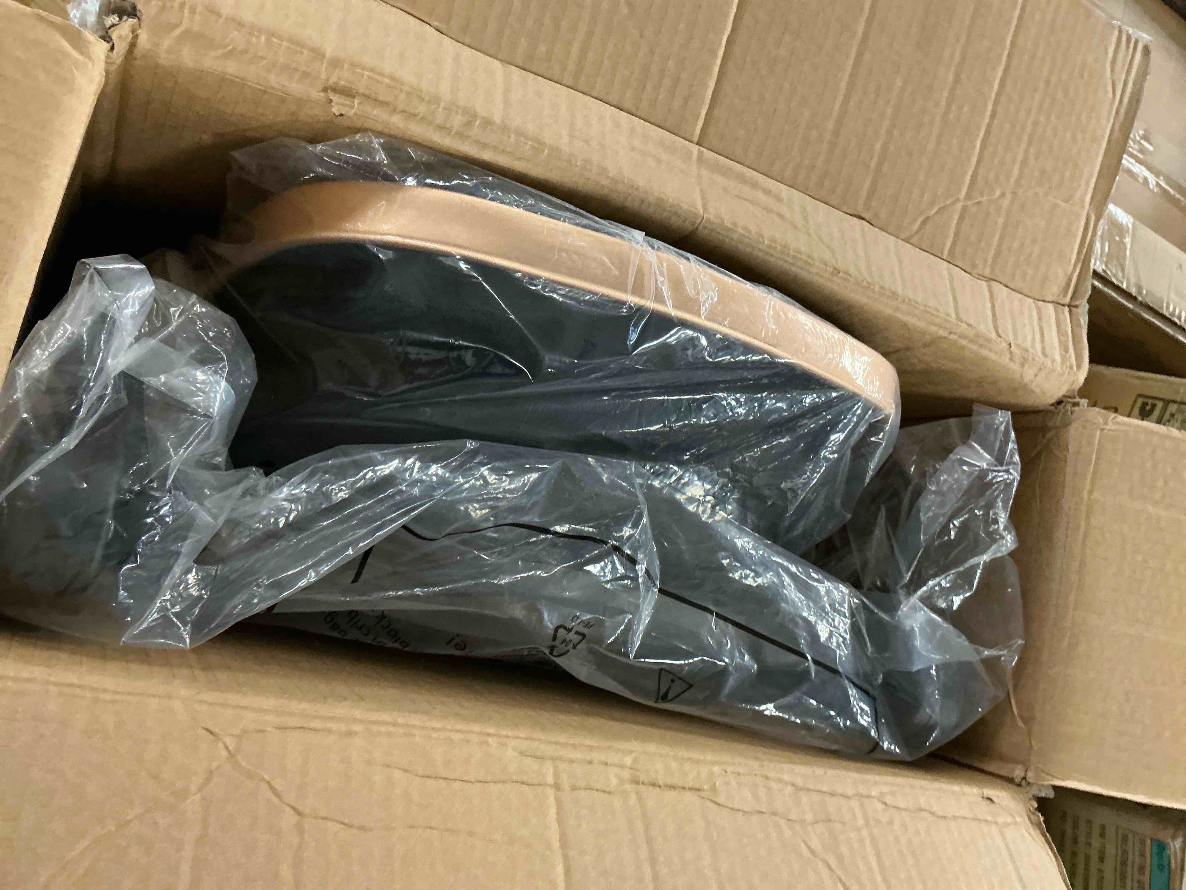 https://s3.amazonaws.com/lotting-images-prod/EmanualPiazza/PPE4071461_1782241450737.jpeg