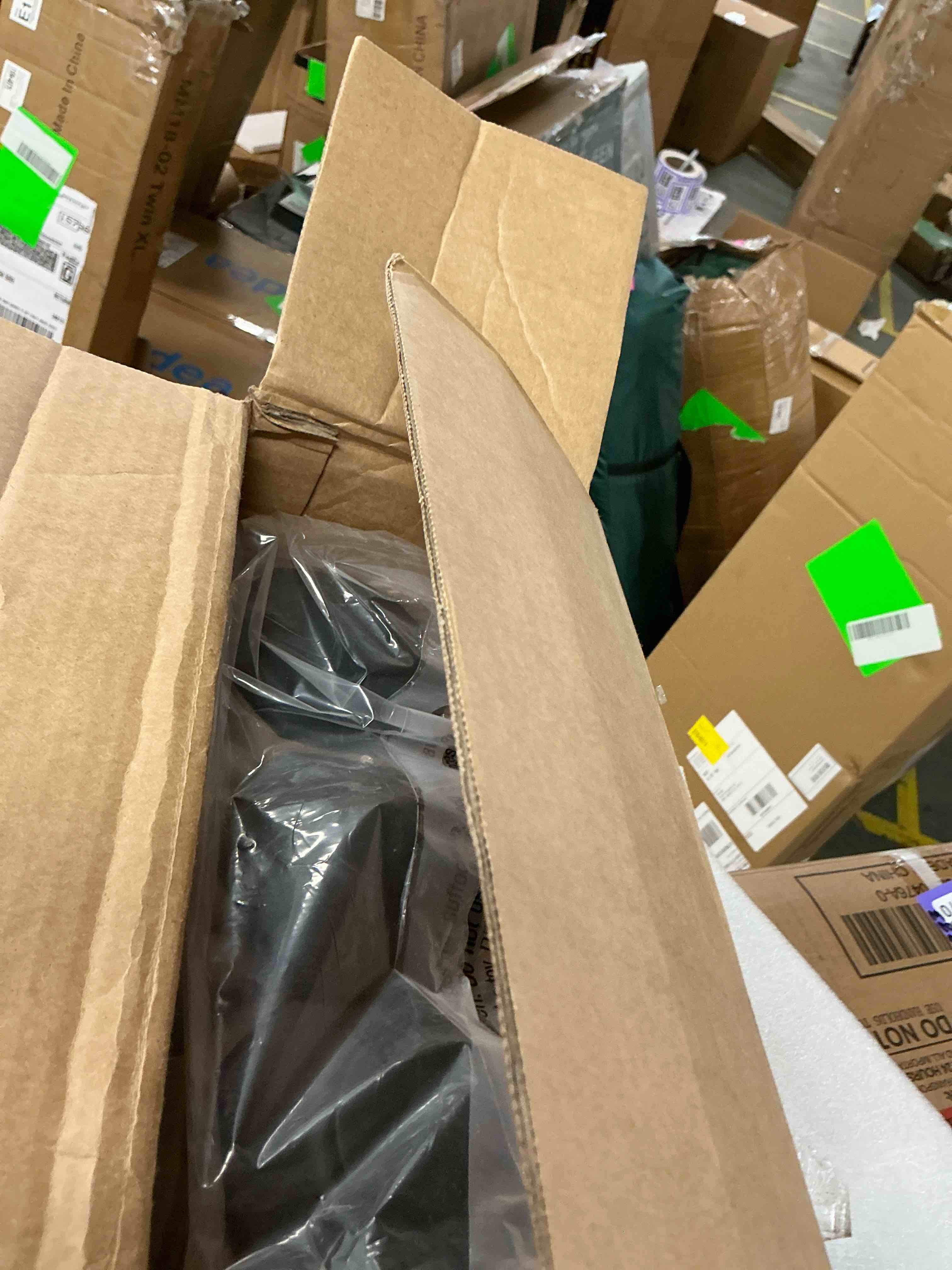 https://s3.amazonaws.com/lotting-images-prod/EmanualPiazza/PPE4071466_1782240711752.jpeg