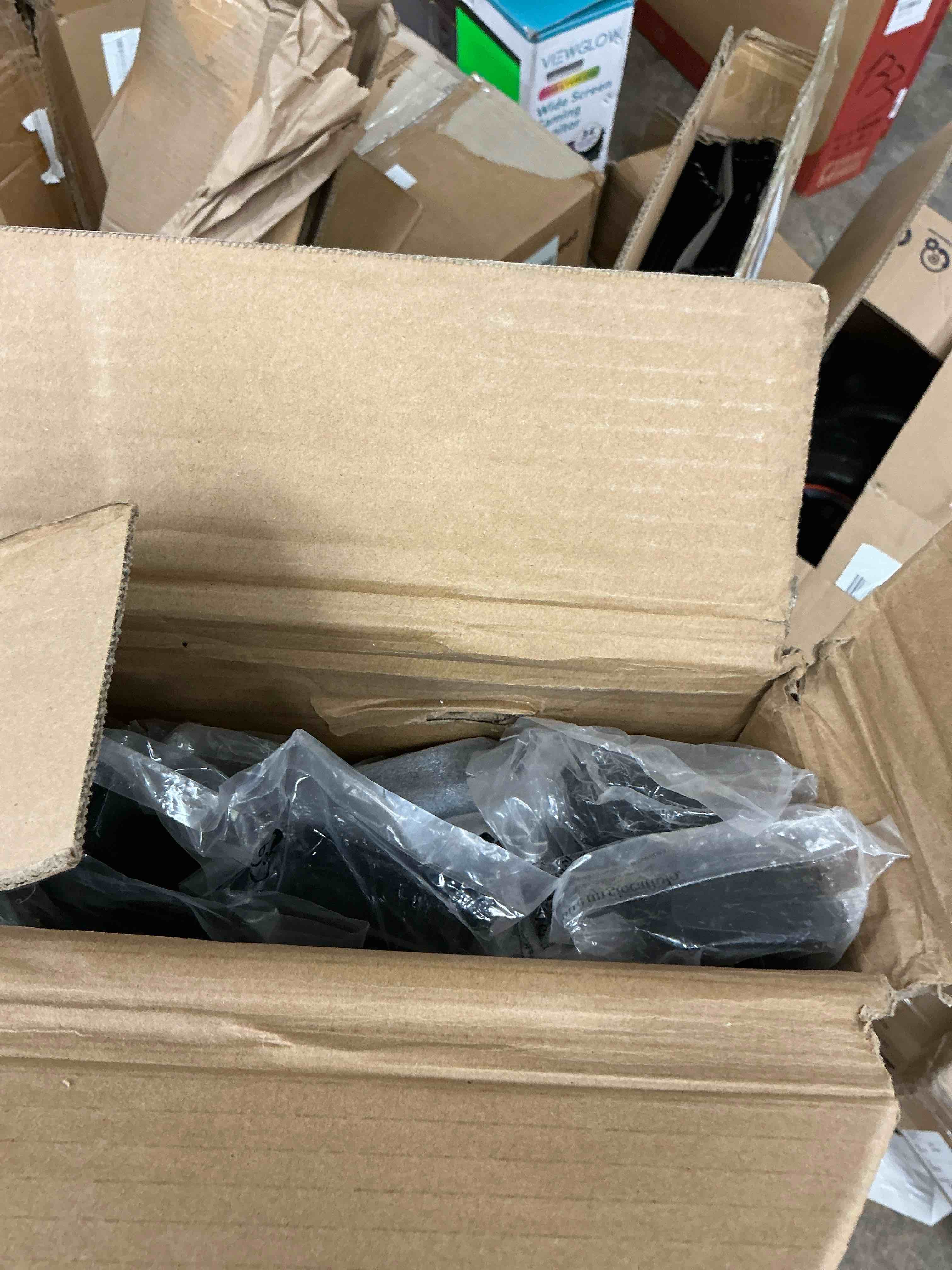 https://s3.amazonaws.com/lotting-images-prod/EmanualPiazza/PPE4071710_1782494843868.jpeg