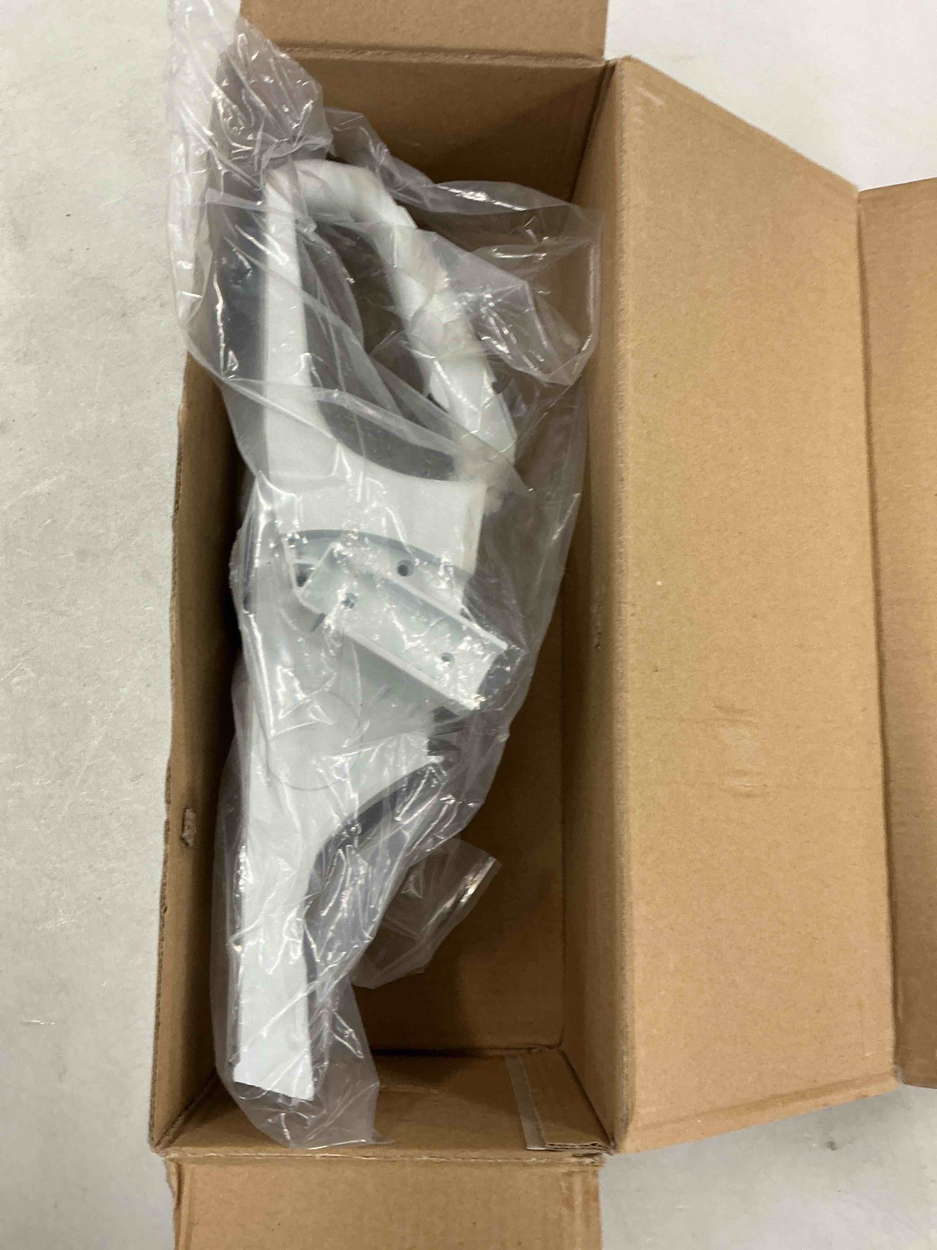 https://s3.amazonaws.com/lotting-images-prod/EmanualPiazza/PPE4140954_1773669836137.jpeg