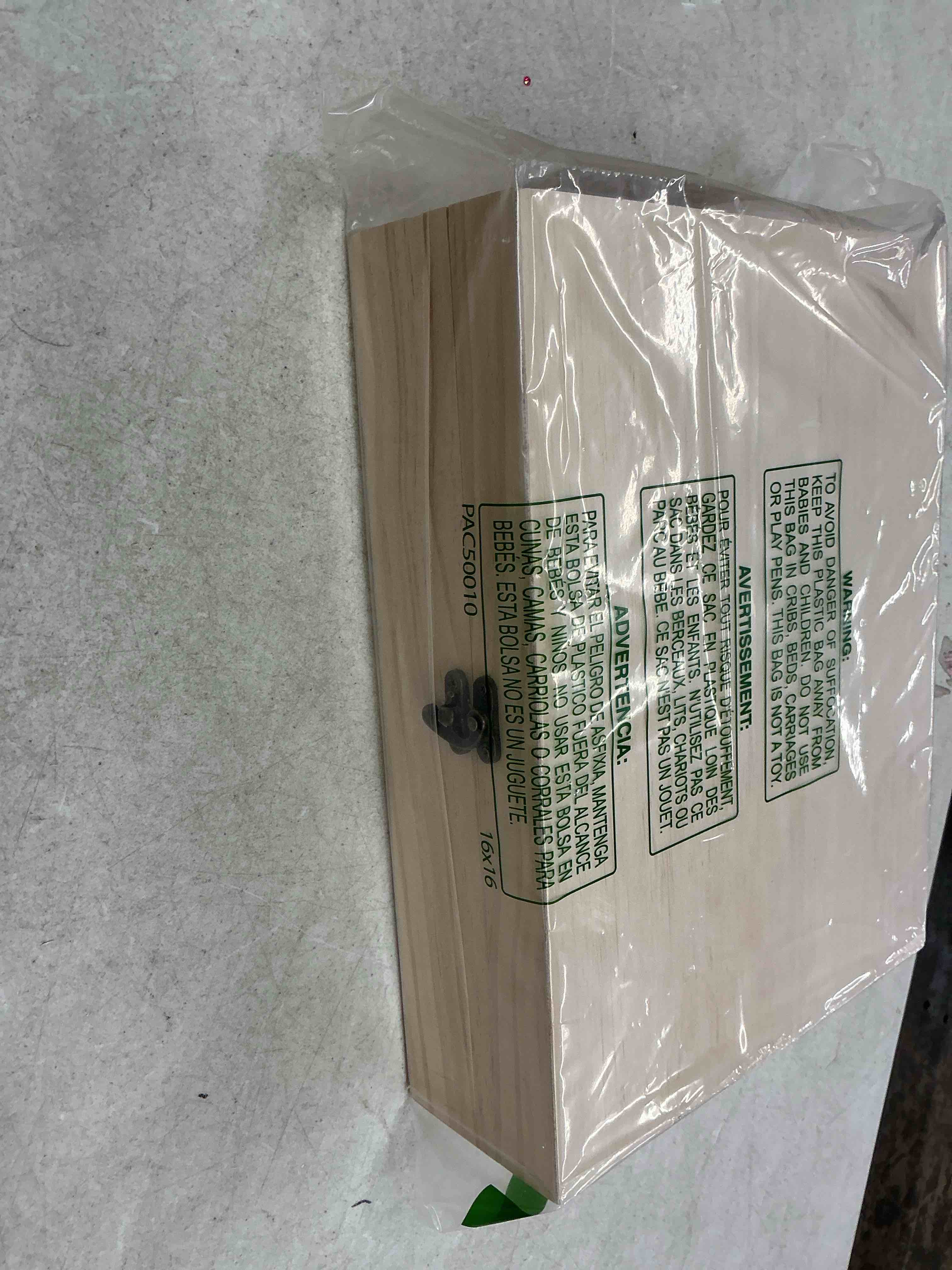 https://s3.amazonaws.com/lotting-images-prod/EmanualPiazza/PPE4338967_1780589602694.jpeg