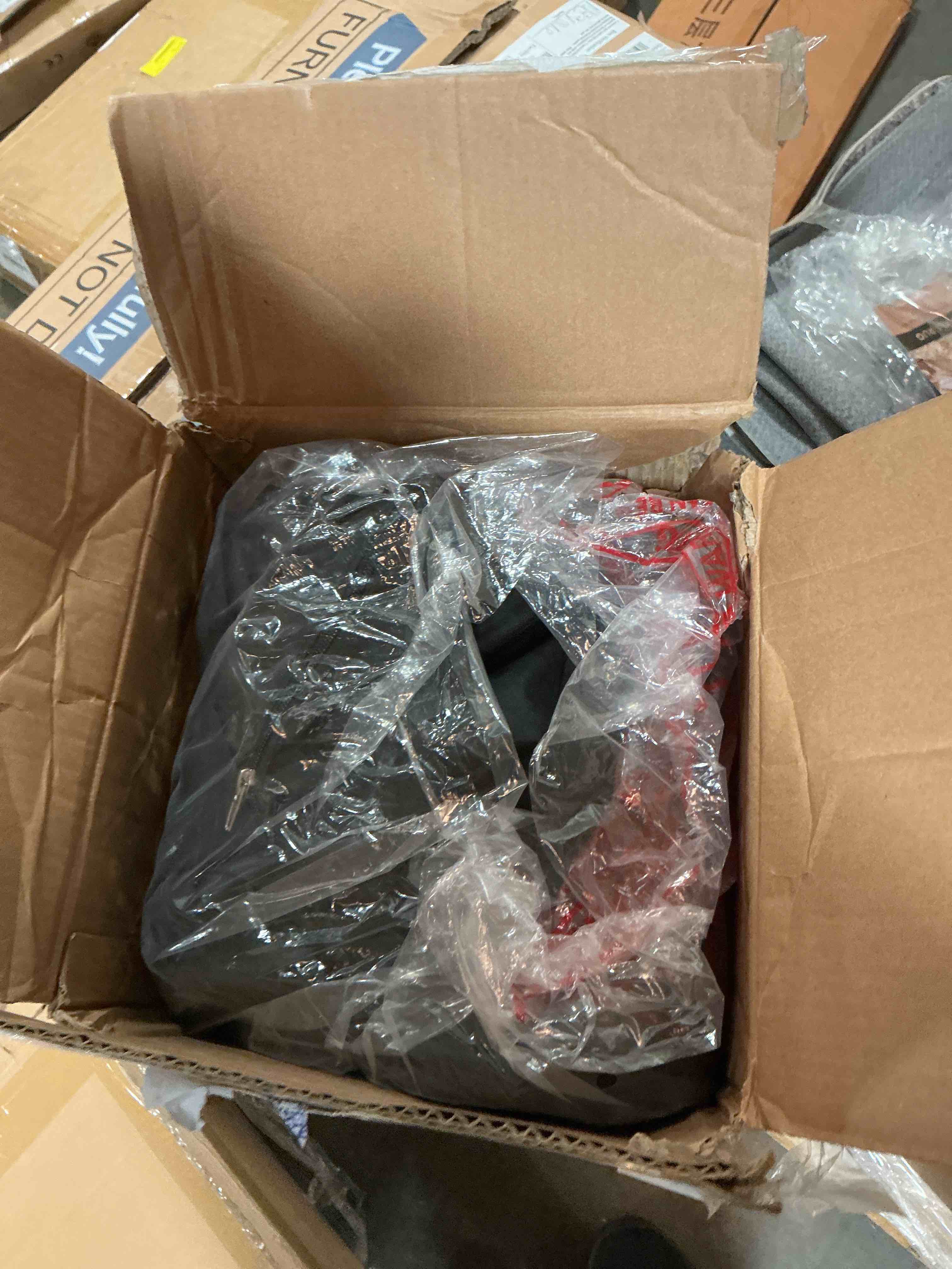 https://s3.amazonaws.com/lotting-images-prod/EmanualPiazza/PPE4340012_1778169933909.jpeg