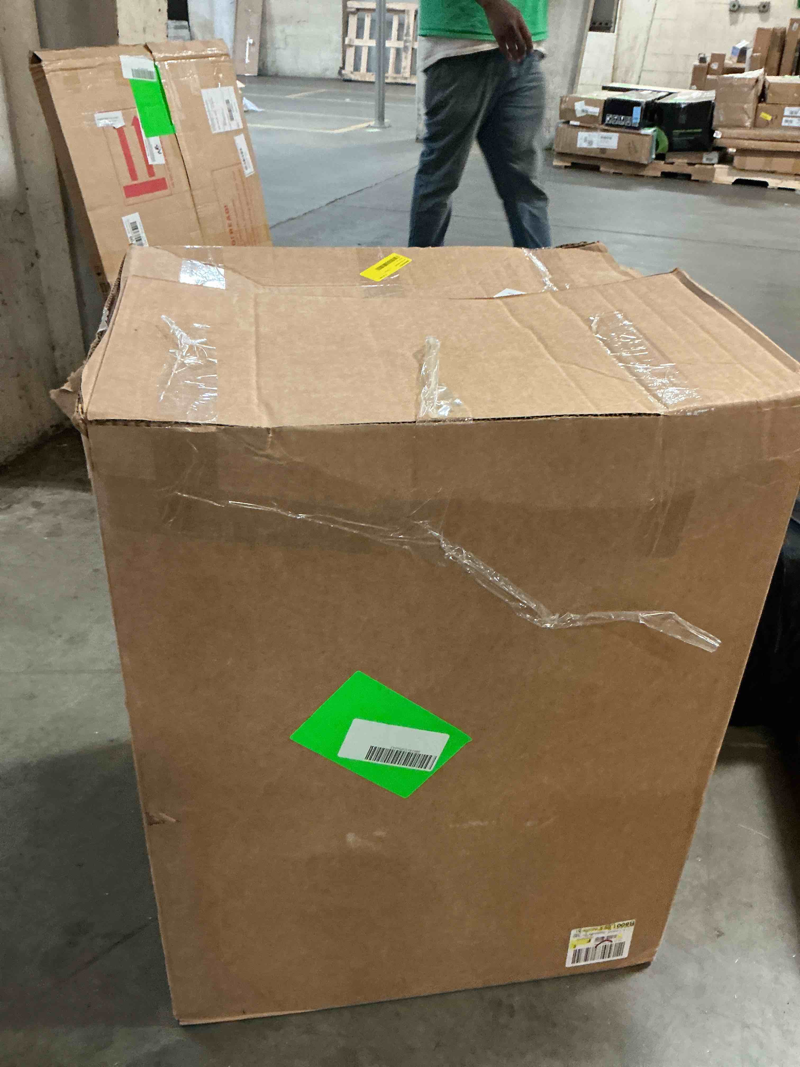 https://s3.amazonaws.com/lotting-images-prod/EmanualPiazza/PPE4340099_1778177831500.jpeg