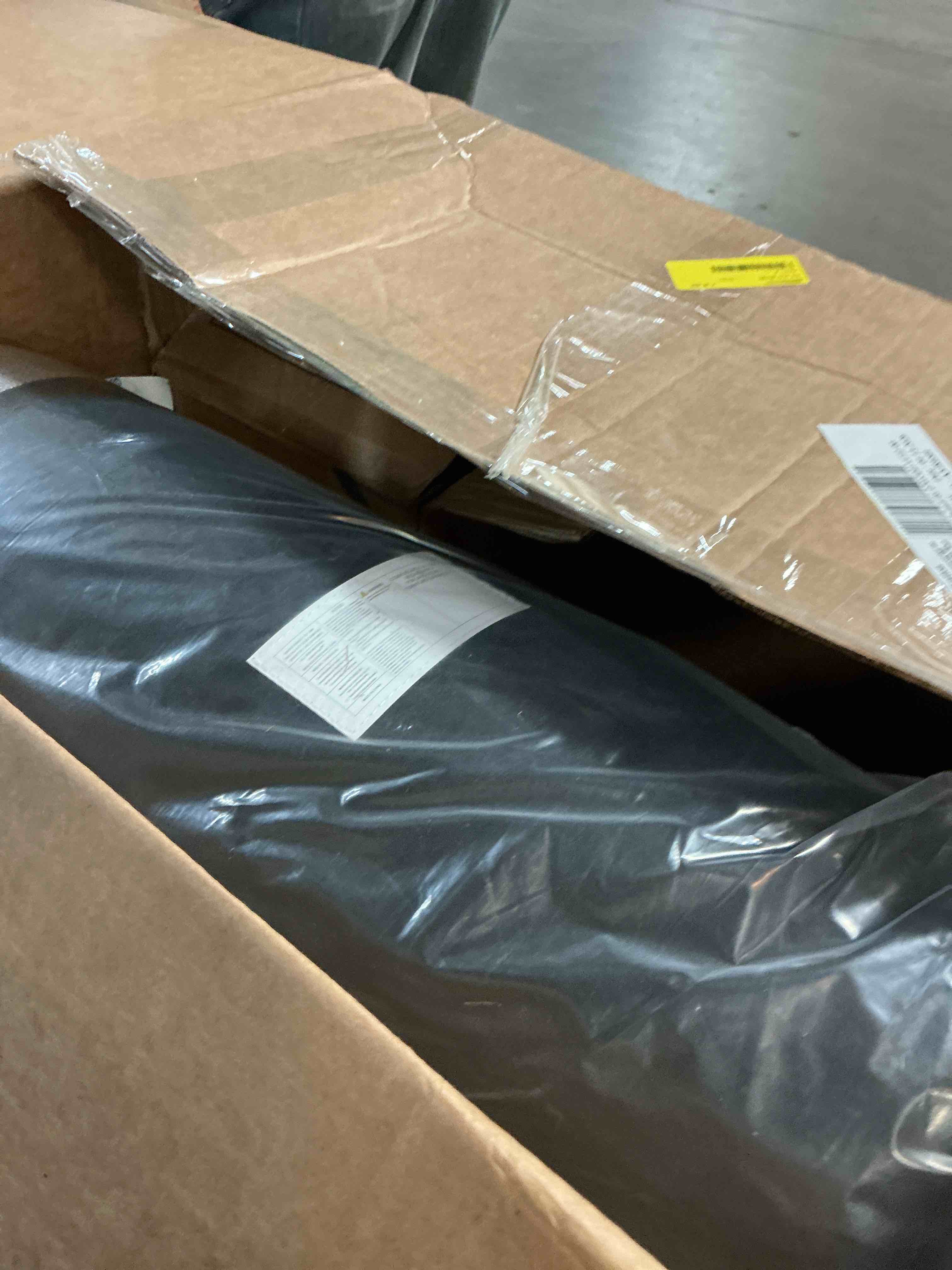 https://s3.amazonaws.com/lotting-images-prod/EmanualPiazza/PPE4340099_1778177959057.jpeg