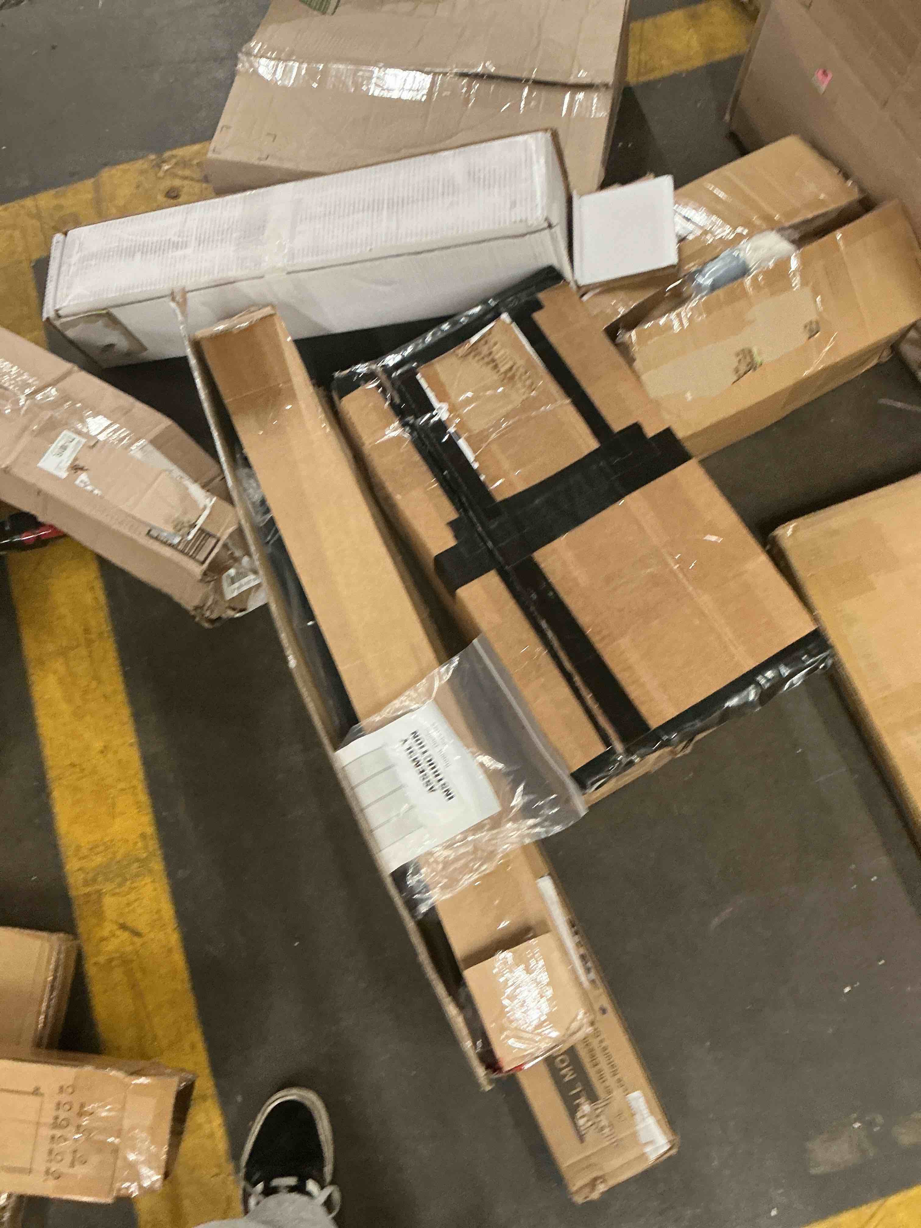 https://s3.amazonaws.com/lotting-images-prod/EmanualPiazza/PPE4340314_1778251568719.jpeg