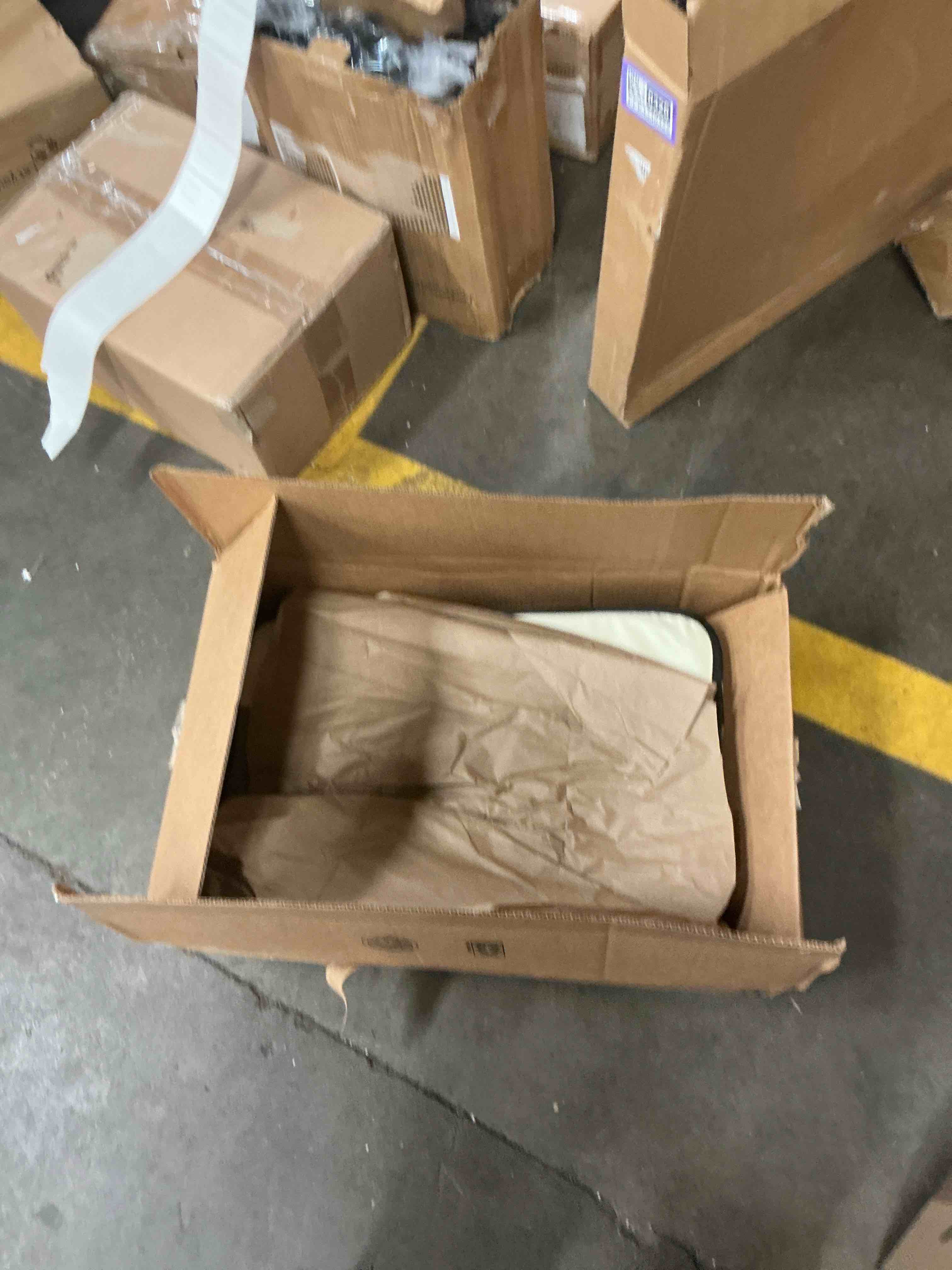 https://s3.amazonaws.com/lotting-images-prod/EmanualPiazza/PPE4340317_1778250825037.jpeg