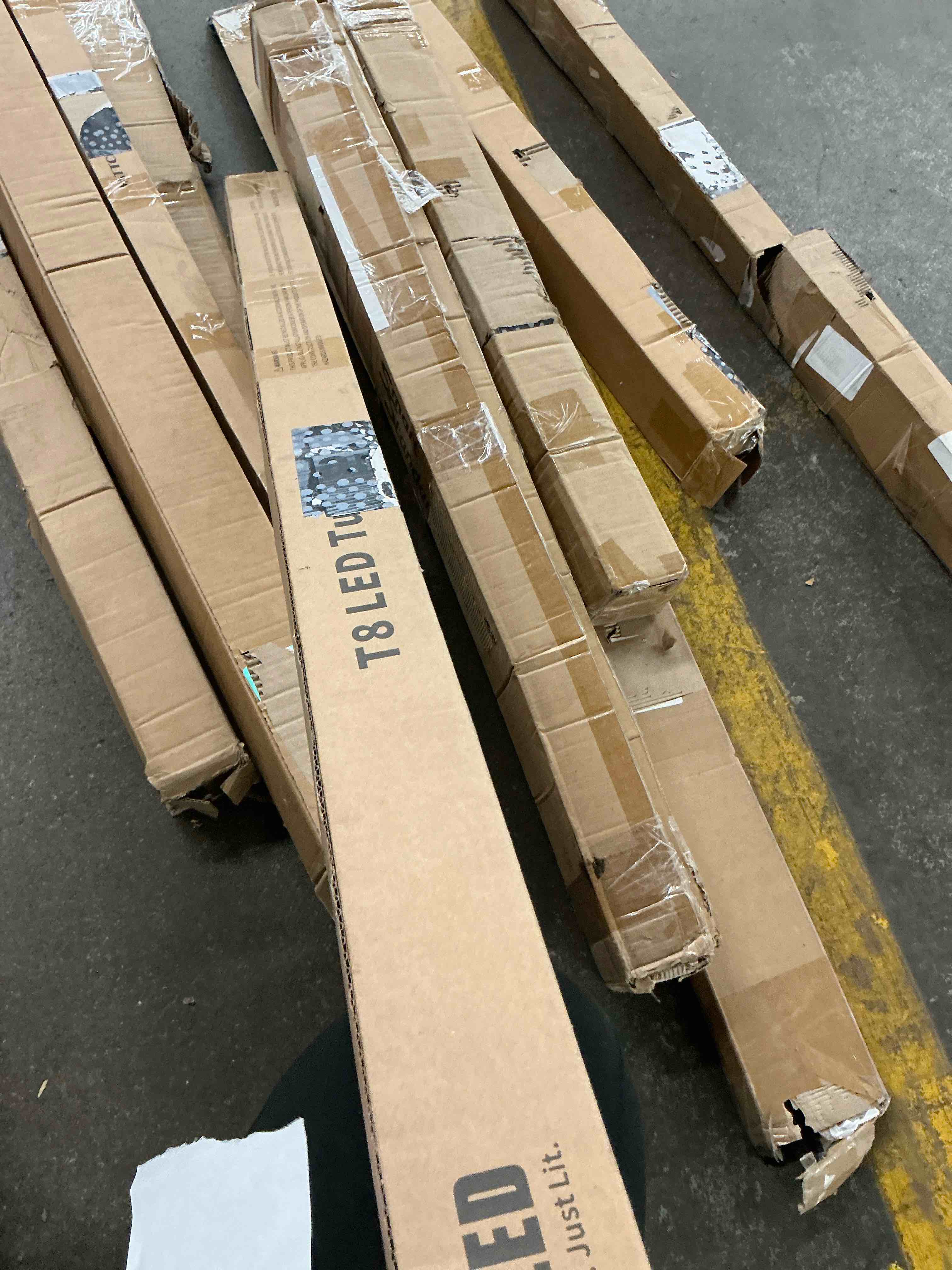 https://s3.amazonaws.com/lotting-images-prod/EmanualPiazza/PPE4340440_1778599266106.jpeg