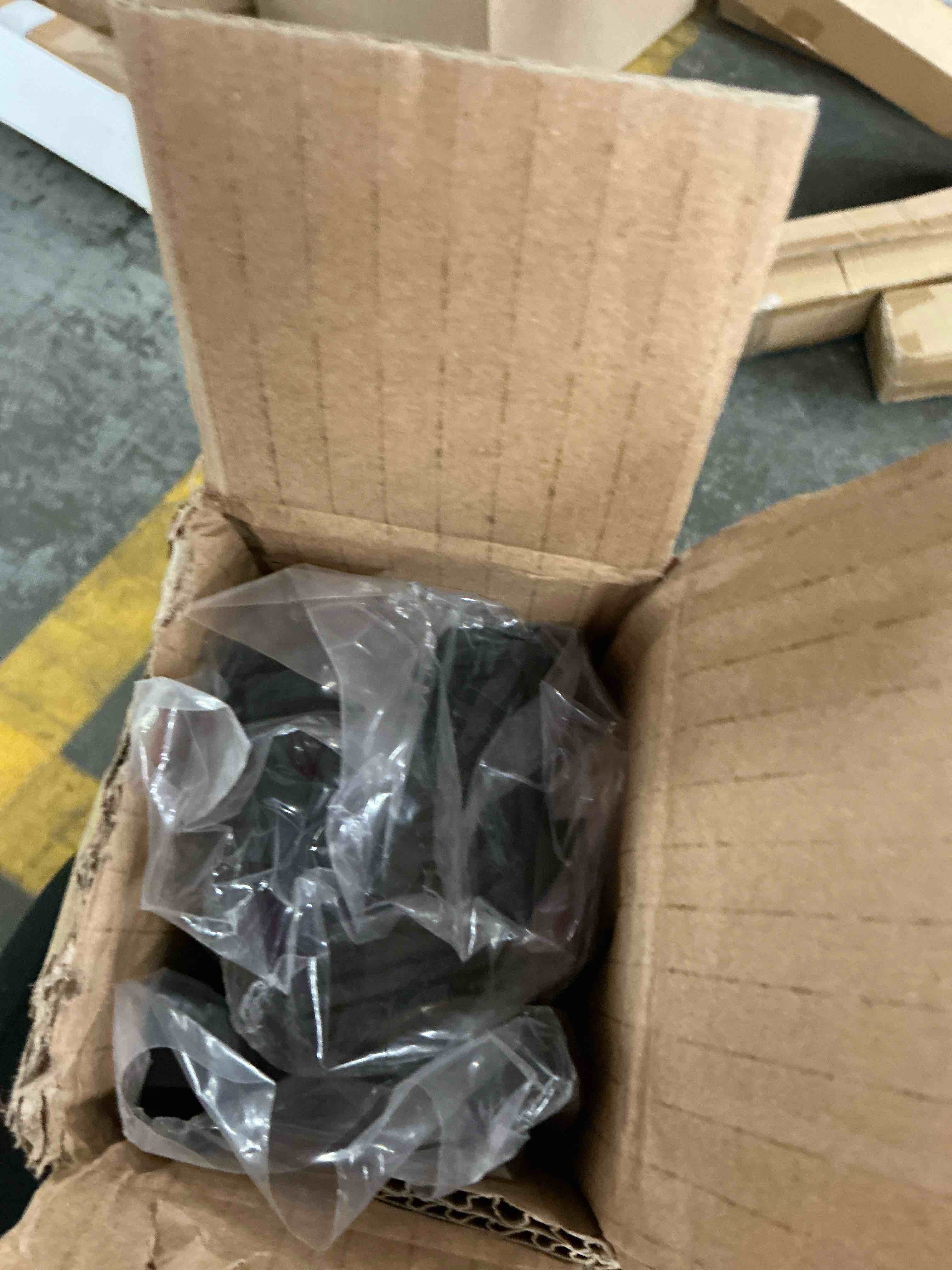 https://s3.amazonaws.com/lotting-images-prod/EmanualPiazza/PPE4340444_1778598234382.jpeg