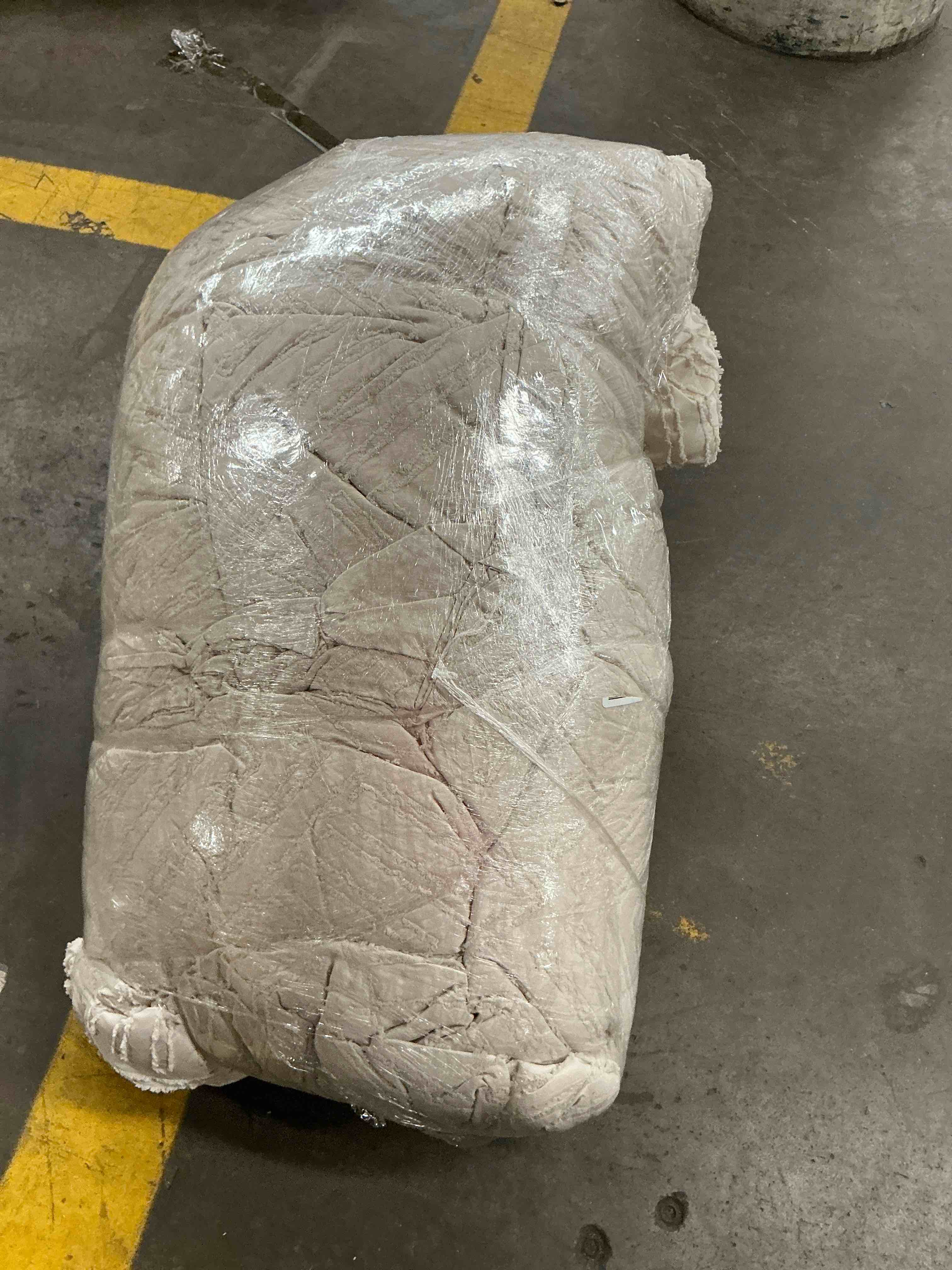 https://s3.amazonaws.com/lotting-images-prod/EmanualPiazza/PPE4340458_1778595055951.jpeg