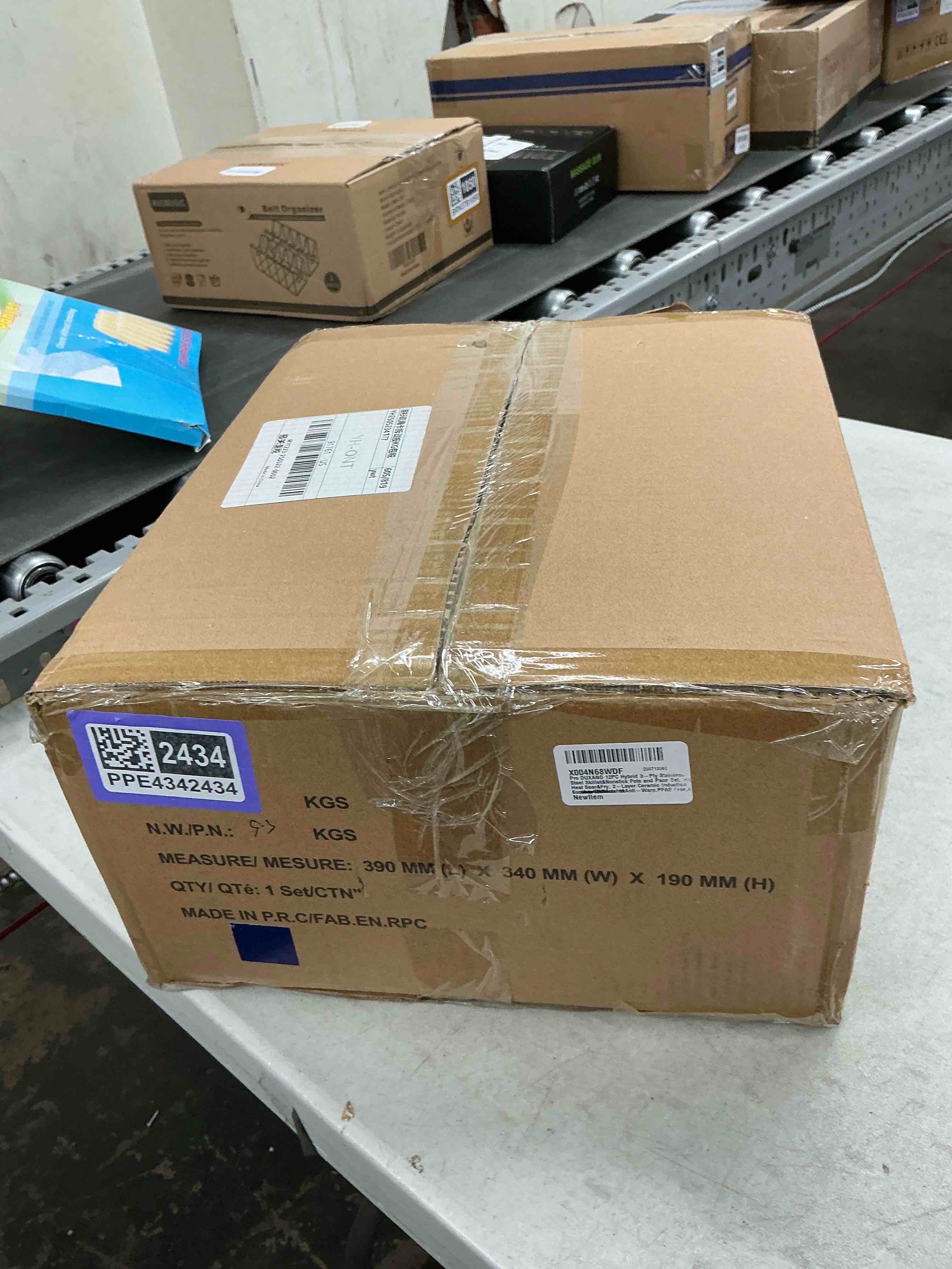 Condition photo showing New/Like New for pro duxano 12pc pots and pans set&hybrid 3-ply stainless steel skillet, high heat sear&fry, 2-layer ceramic nonstick induction cookware, 9h scratch-resistant&anti-warp,pfas free,all cooktop/dishwasher royal blue