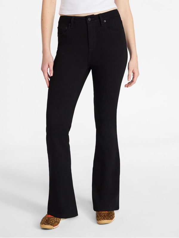 No Boundaries Stretch Denim Bootcut Jeans, 32" Inseam, Women's and Plus Sizes 12
