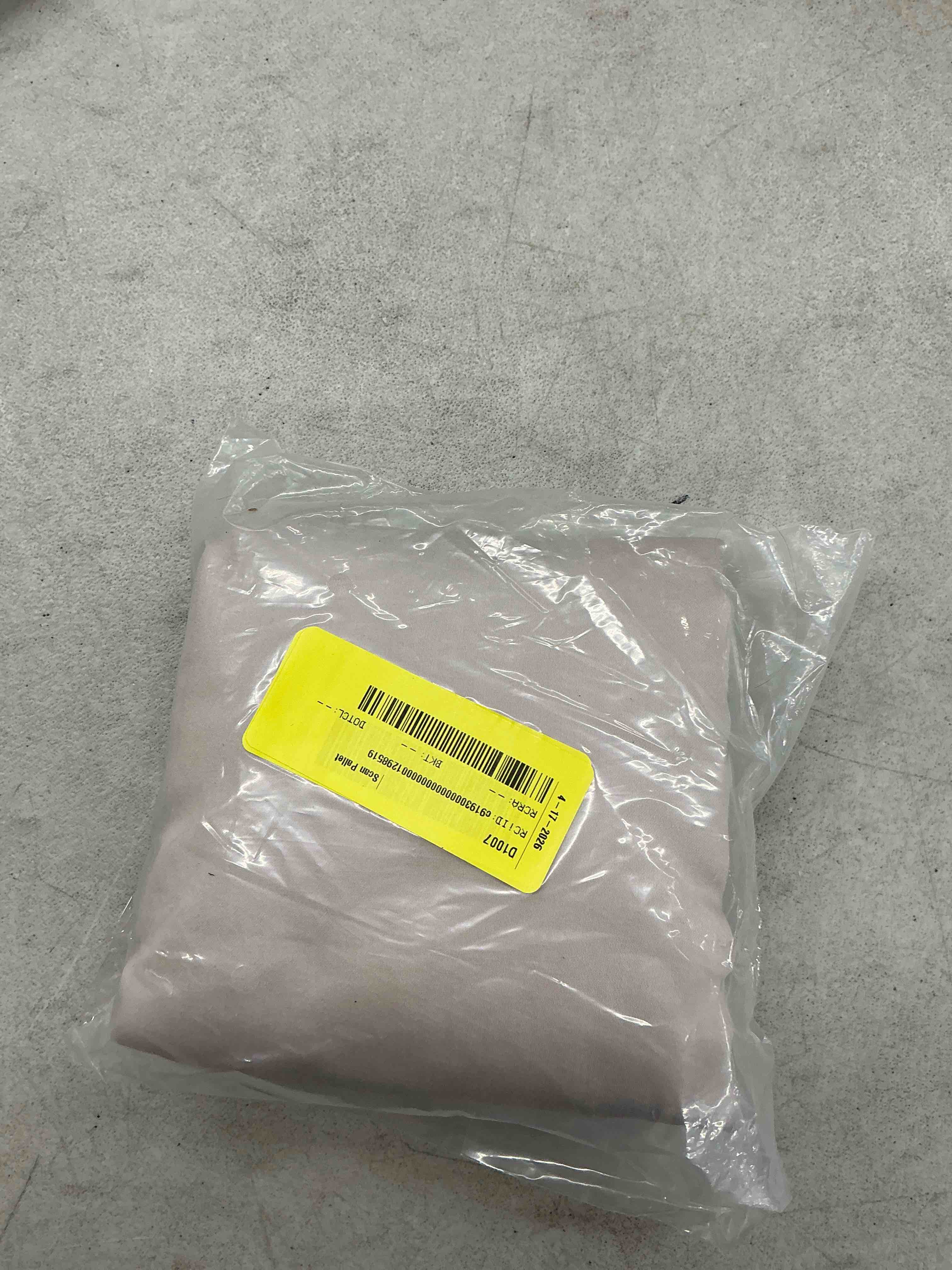https://s3.amazonaws.com/lotting-images-prod/EmanualPiazza/PPE4342738_1777388230897.jpeg