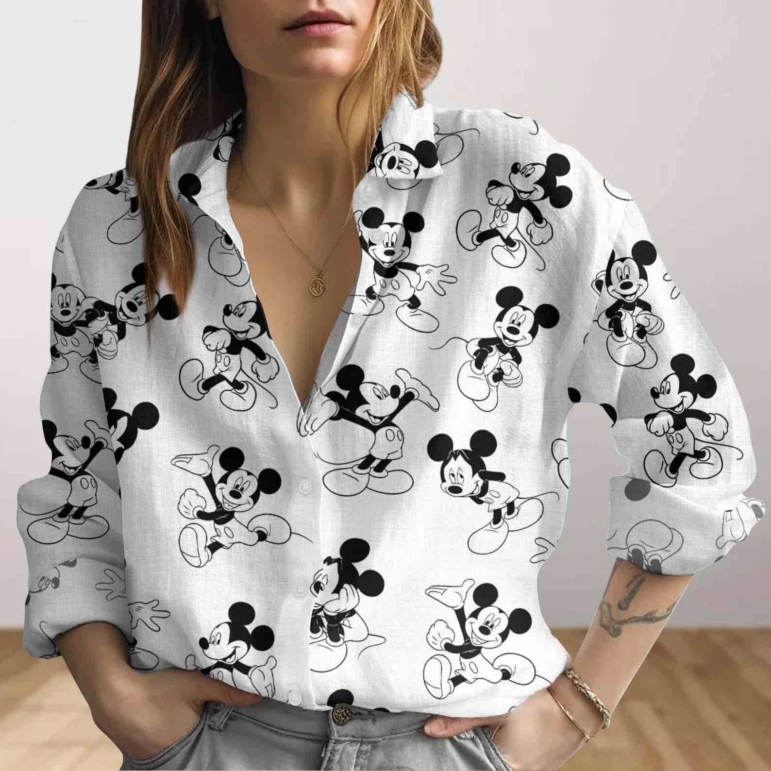 VARIETY CLOTHING DIFFERENT SIZES & STYLES