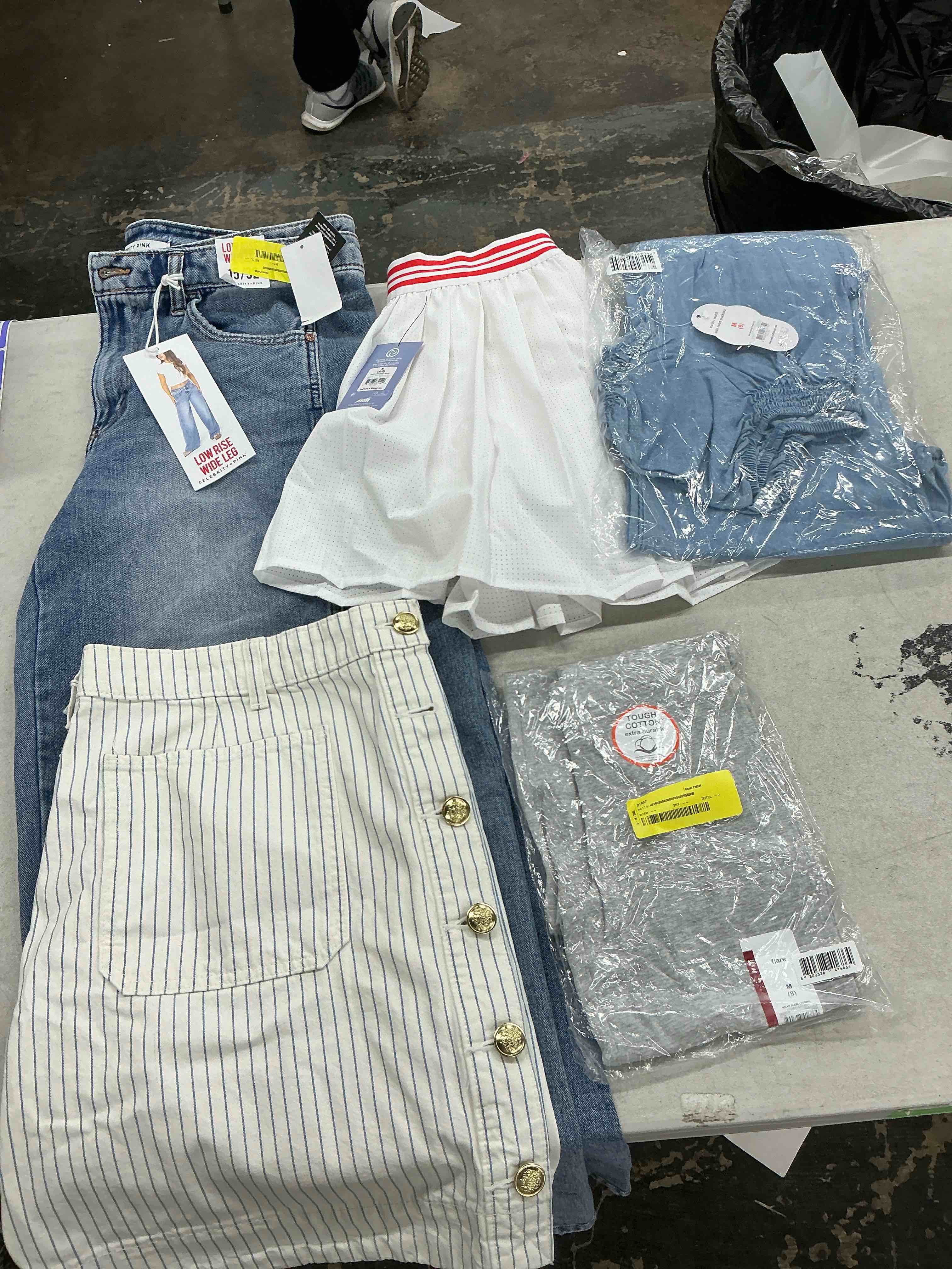 https://s3.amazonaws.com/lotting-images-prod/EmanualPiazza/PPE4343568_1778007584968.jpeg
