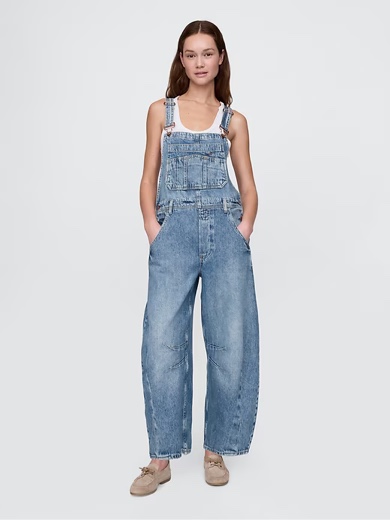 VARIETY CLOTHING DIFFERENT SIZES & STYLES