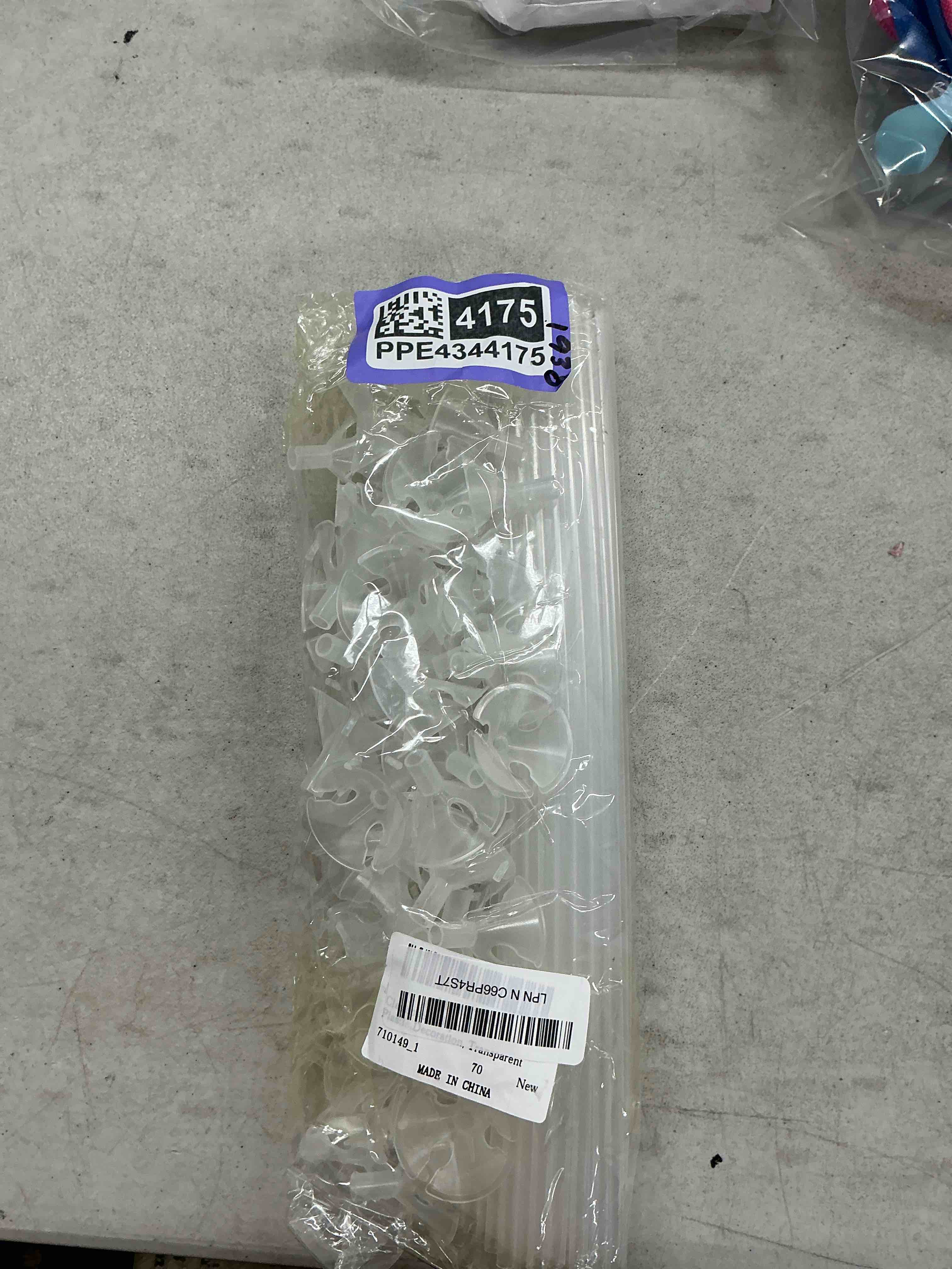 Condition photo showing Good Condition for 50pcs plastic balloon sticks,12.6 in balloon sticks with cups,stick for balloons, for birthday parties, easter, any holiday, wedding, anniversary decoration, transparent colors