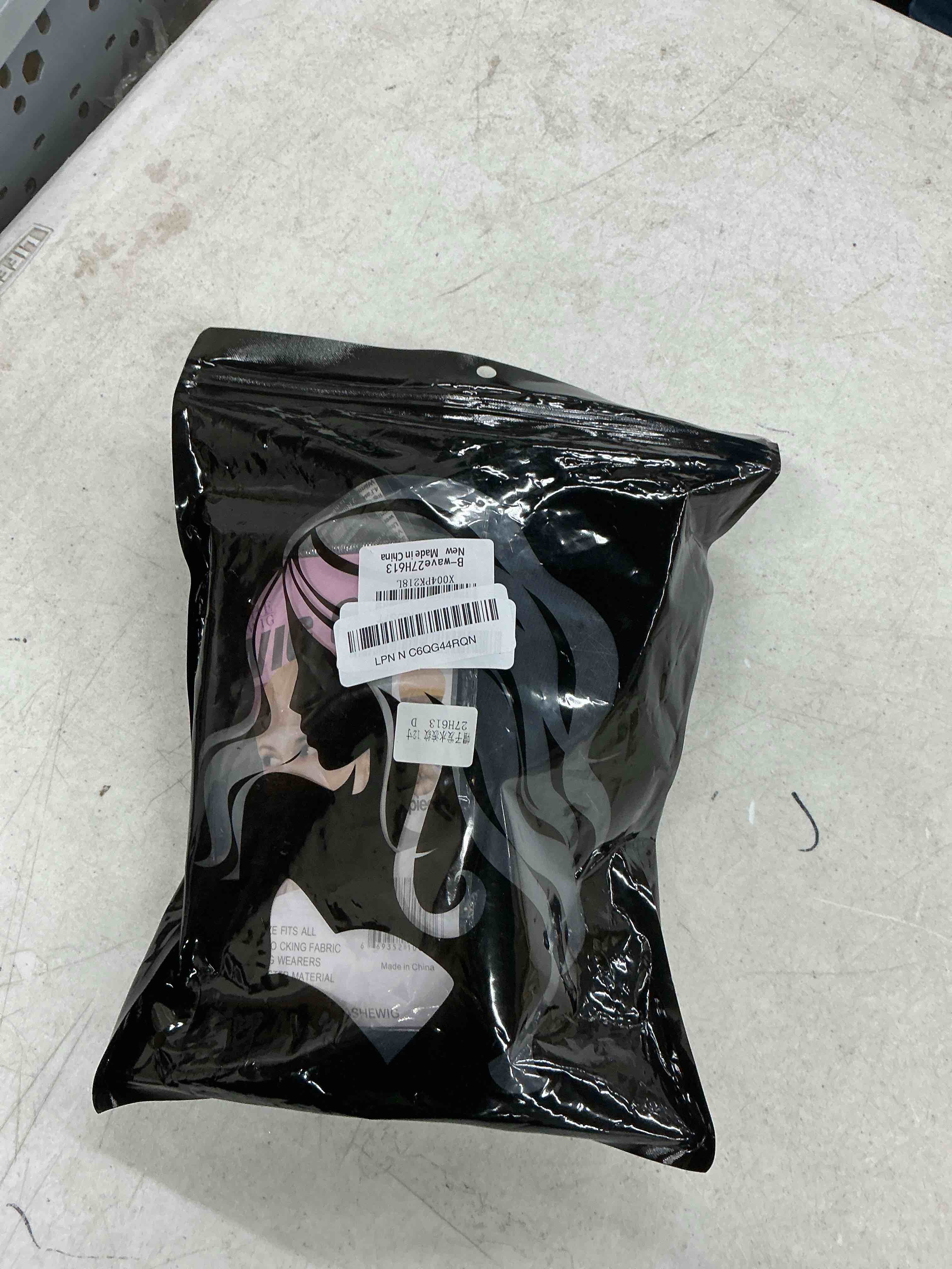 Condition photo showing Good Condition for aisi queens hat wig hat with hair attached for women cap with hair attached for women baseball cap wig extensions short wave synthetic adjustable for daily use 16 inch 27h613
