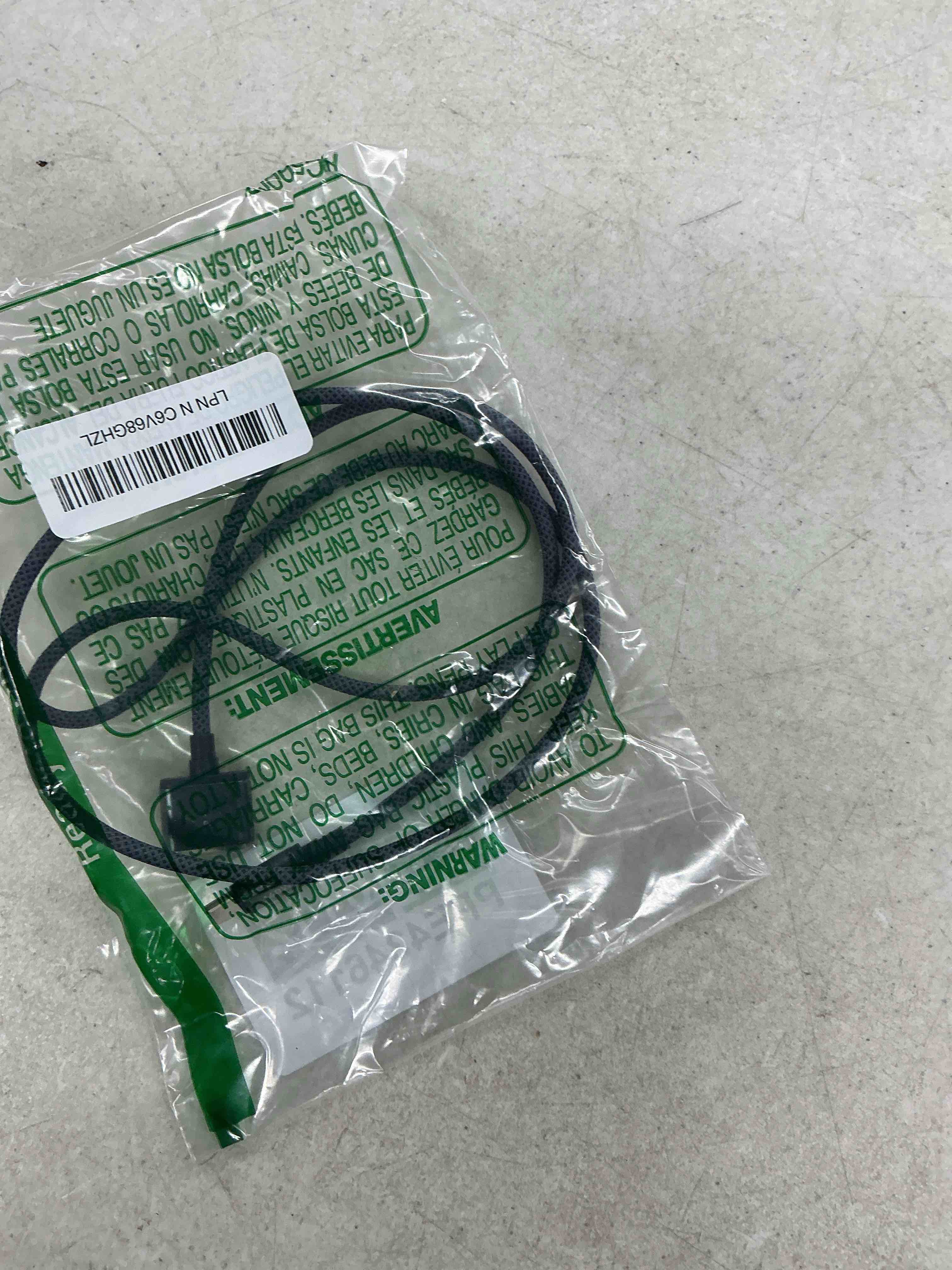 Condition photo showing Good Condition for lisen usb c to magsafe 3 cable (3.3ft) for m4/m3/m2 macbook pro air charger, 140w magnetic safe 3 cable for pro (16"/14" 2025, 2024, 2023, 2021) air (15''/13'' 2025, 2024, 2023, 2022) midnight 3.3ft midnight
