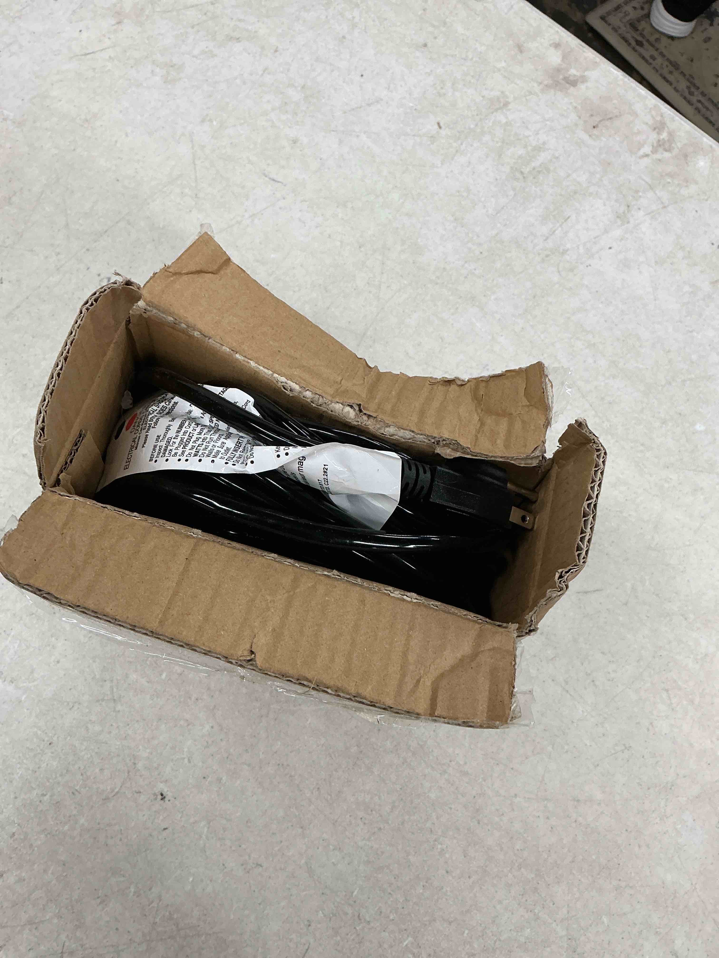 https://s3.amazonaws.com/lotting-images-prod/EmanualPiazza/PPE4346422_1779380785179.jpeg