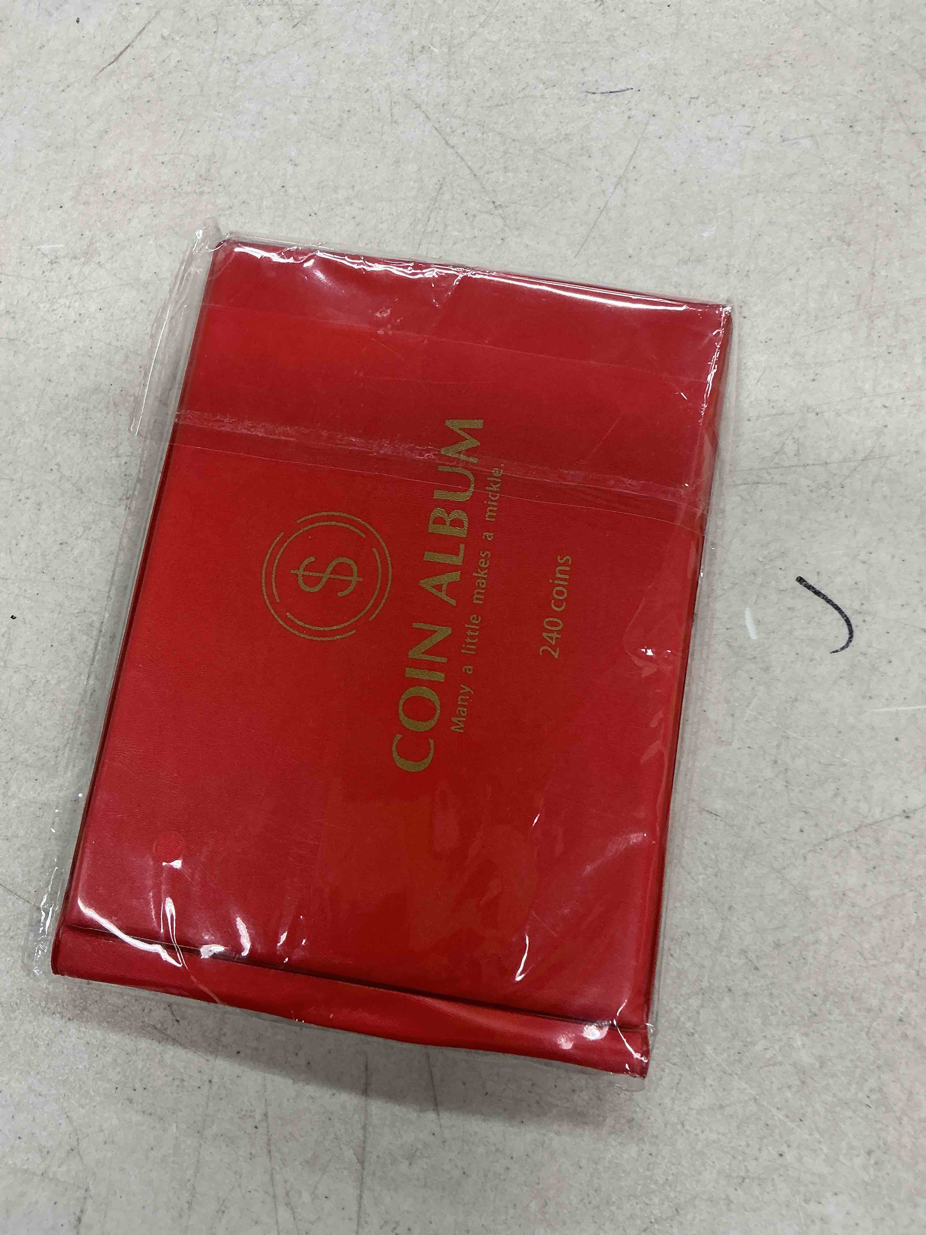 Condition photo showing Good Condition for mudor coin collection holder album for collectors, 240 pockets coin collection book supplies red