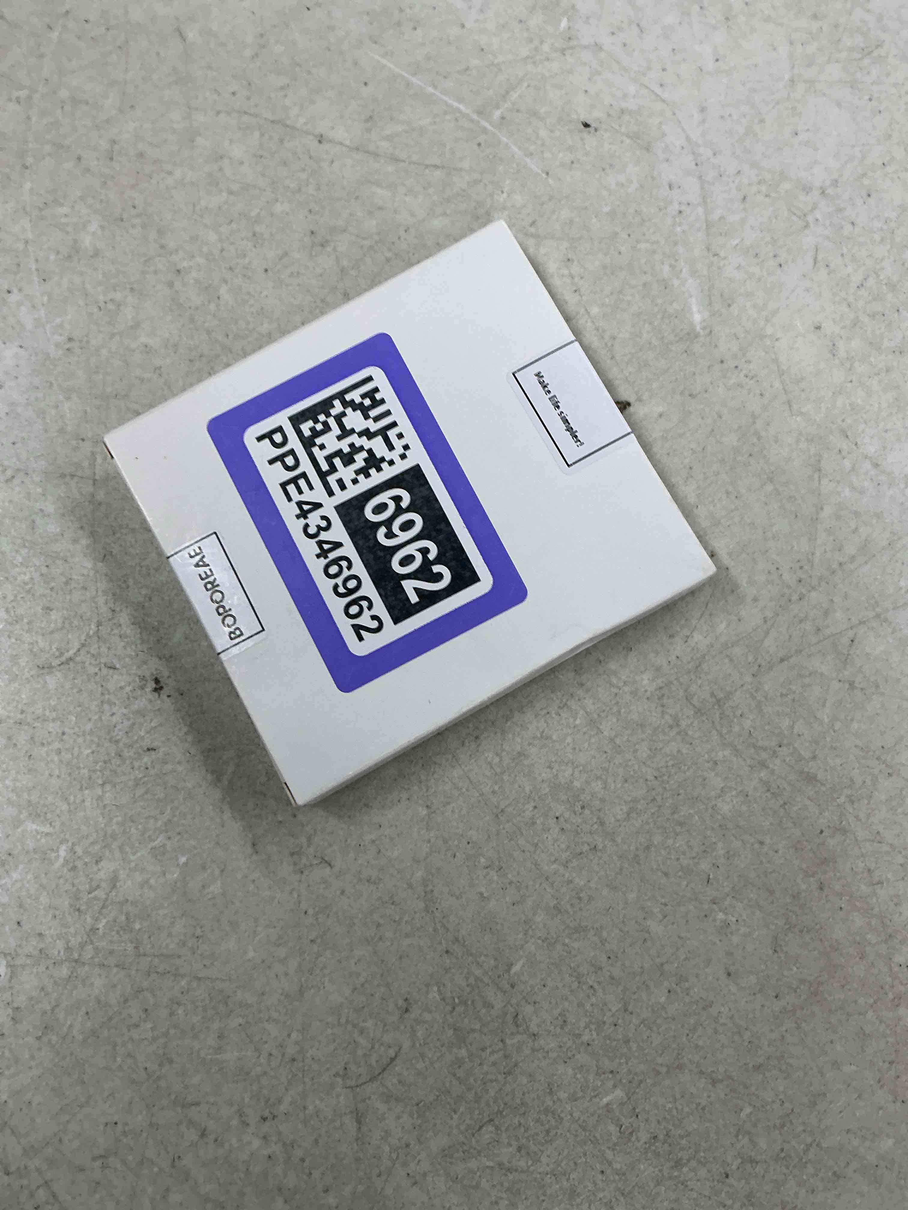 Condition photo showing Good Condition for 16 pack 1"x 1" square tube end cap plastic plugs, square tubing plug inserts for metal tubing, fences, glide protection from chair legs and furniture, suitable for 2-4 mm tube thickness, white white 1" (2-4 mm) - 16 pcs