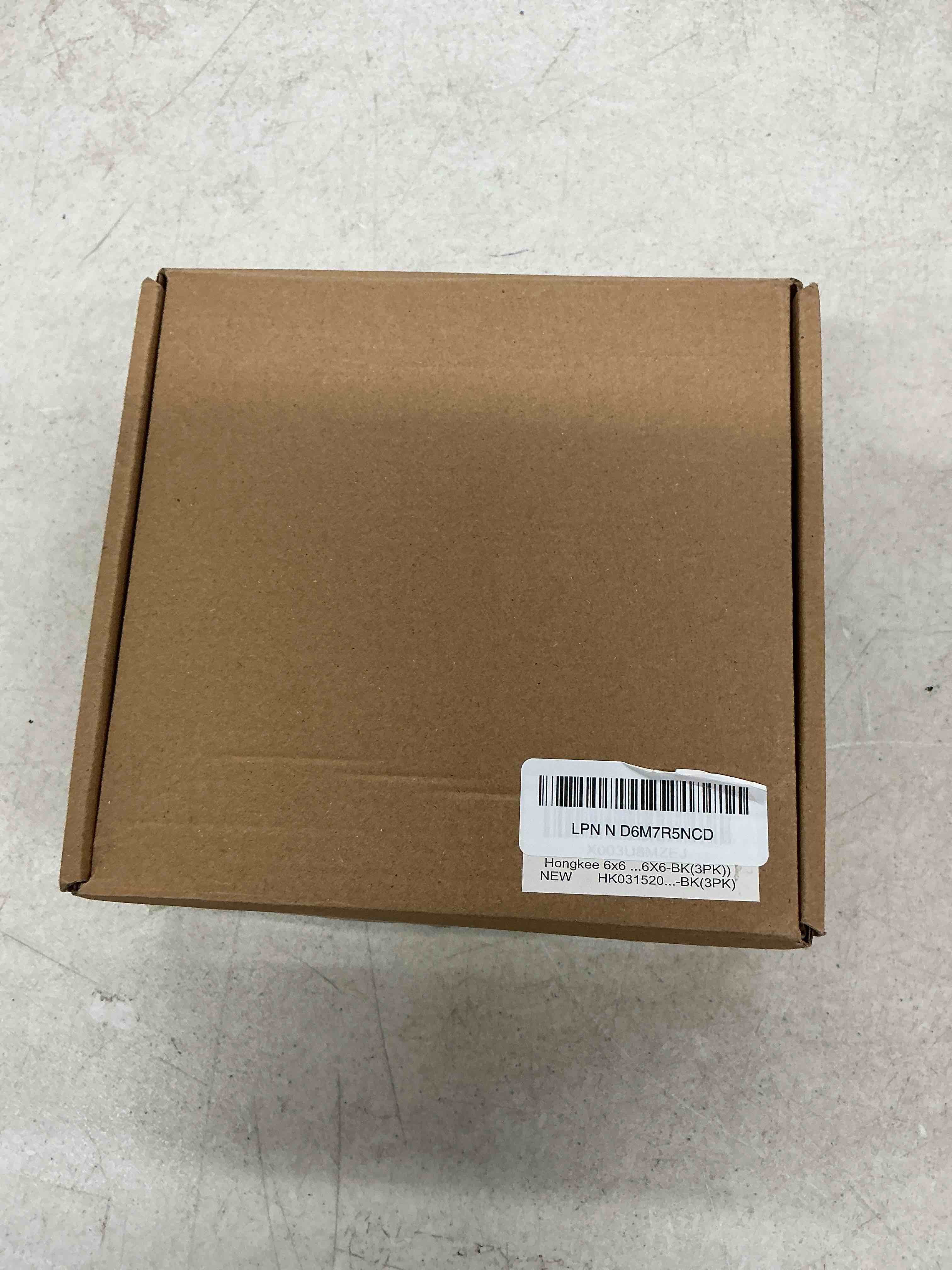 Condition photo showing New/Like New for 6x6 black picture frames set of 3, made of wooden and real glass square photo frame - displays 4x4 picture with mat or 6 x 6 without mat, desktop & wall collage frame set black 6x6 in