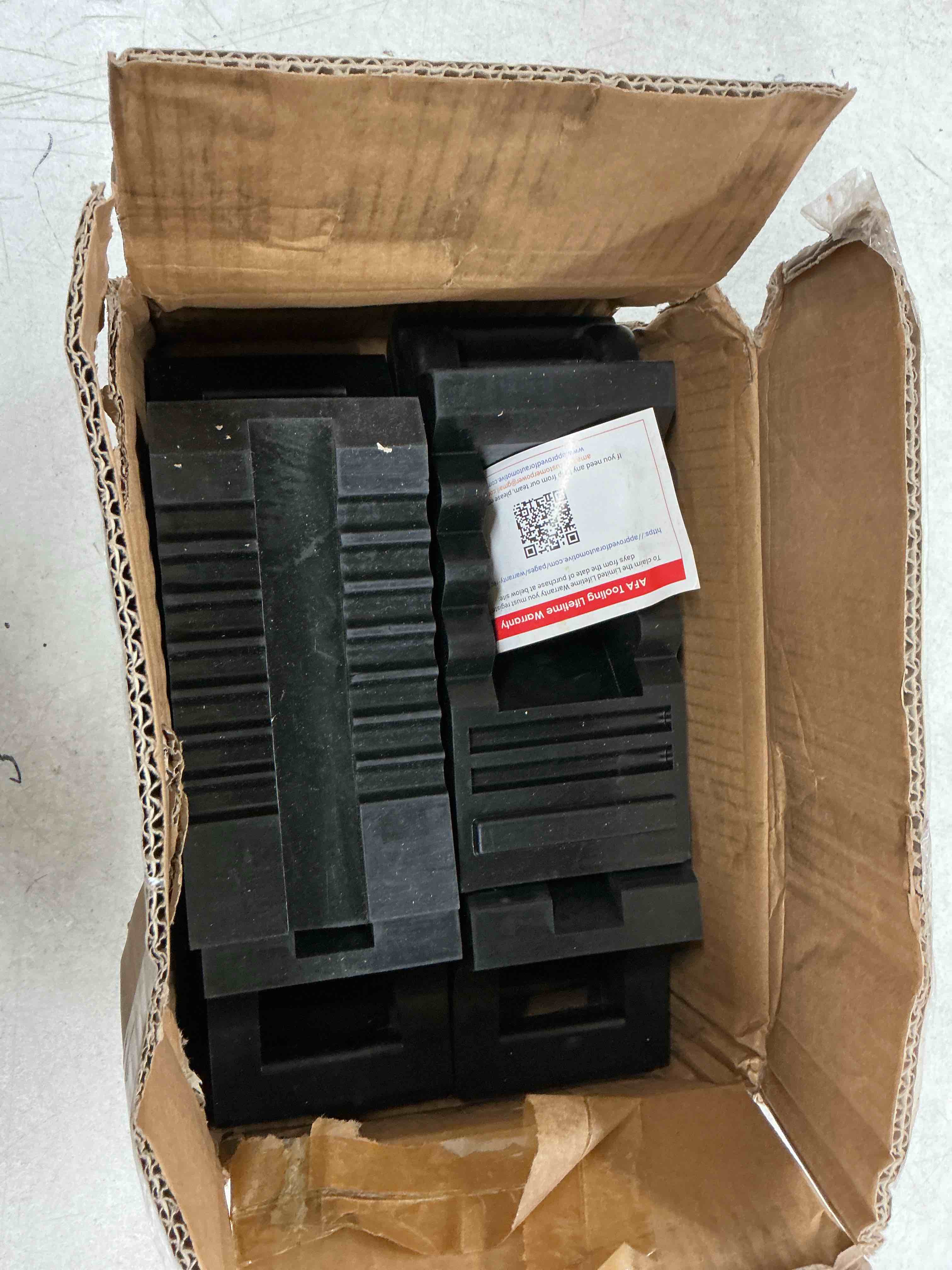 https://s3.amazonaws.com/lotting-images-prod/EmanualPiazza/PPE4347630_1779814457966.jpeg