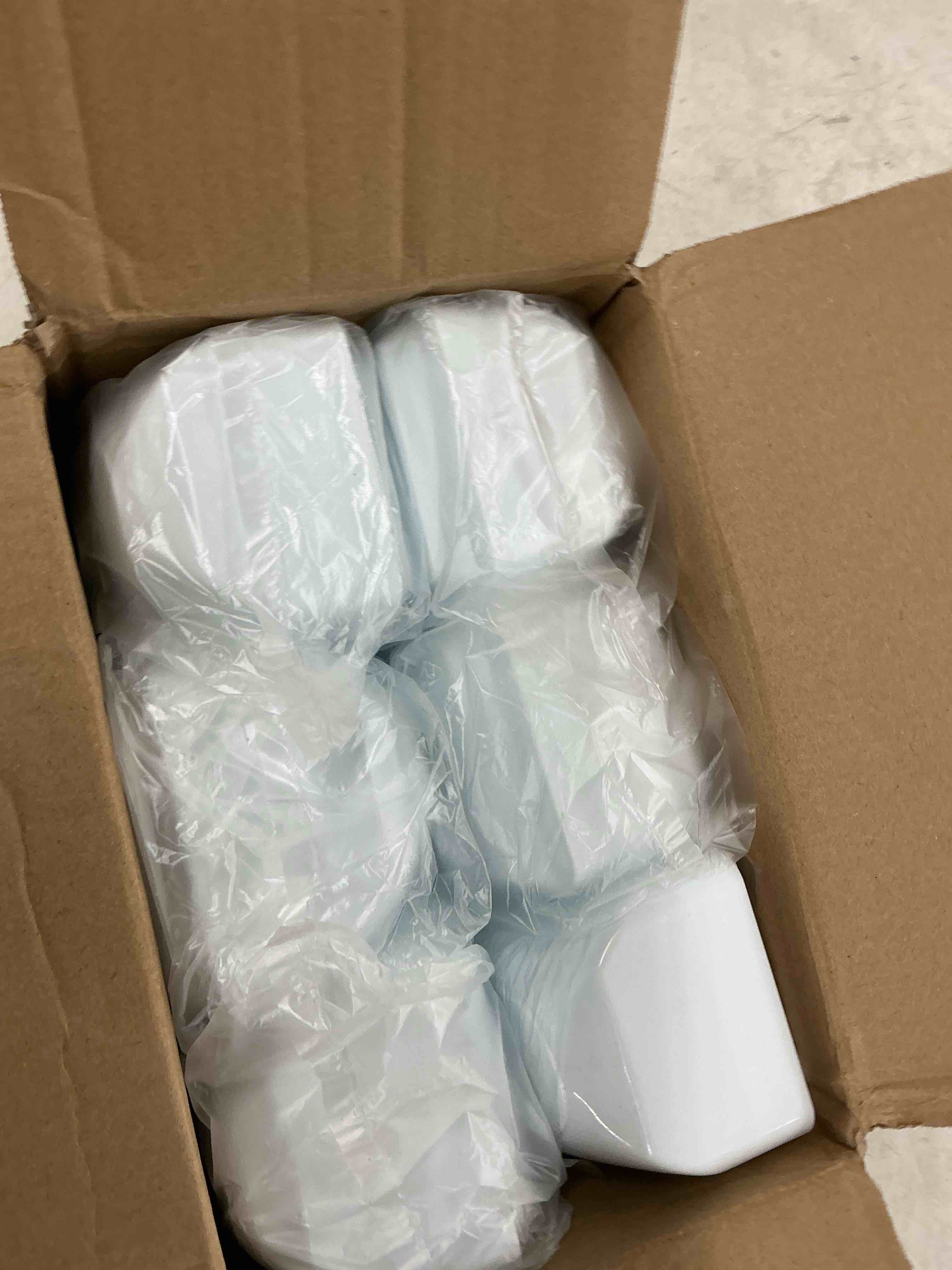 https://s3.amazonaws.com/lotting-images-prod/EmanualPiazza/PPE4347973_1779888975282.jpeg