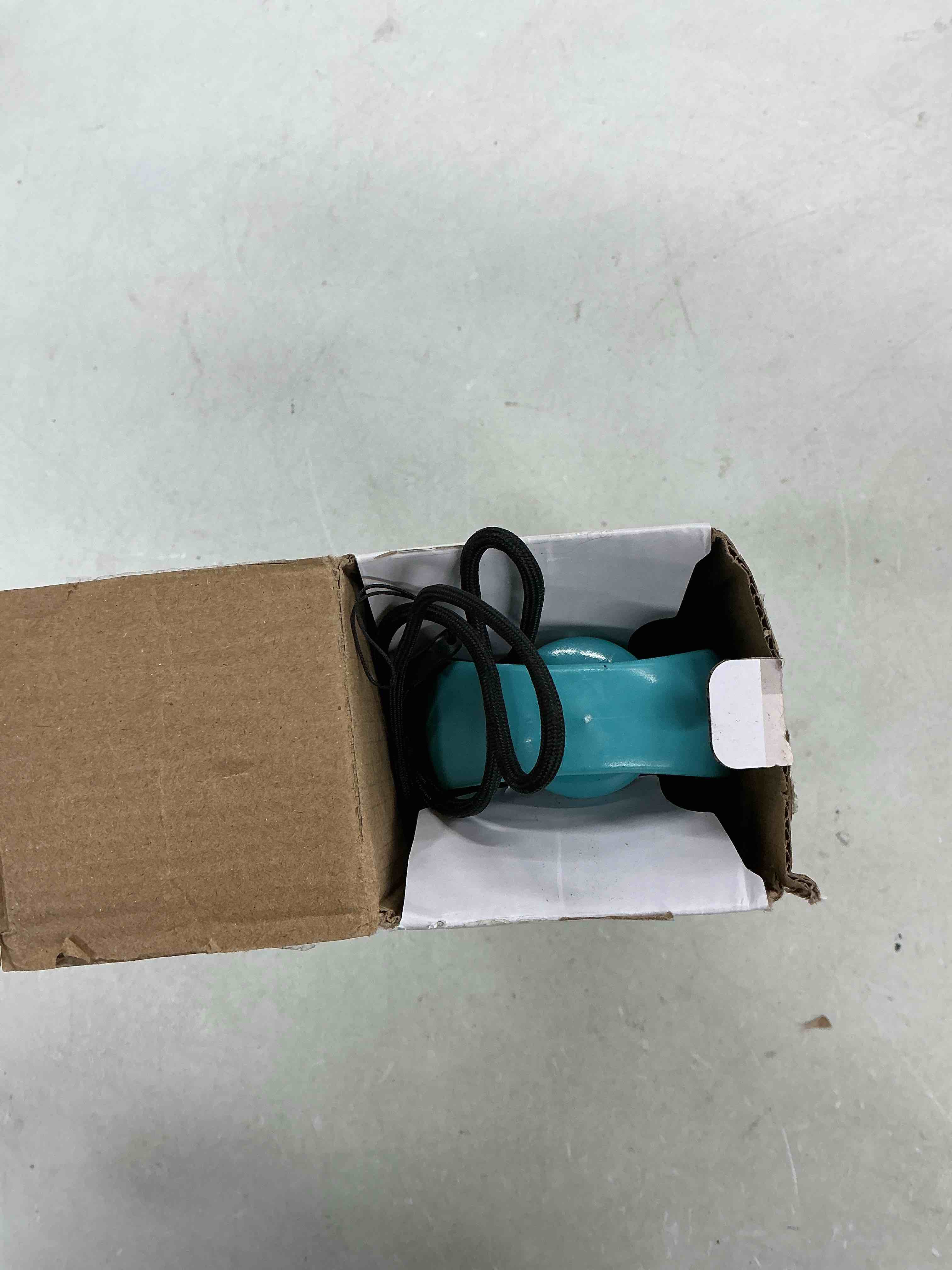 Condition photo showing Good Condition for portable pet pooper scooper,portable pooper scooper for dogs,portable poop scooper with bags,pooper scoopers with bag attachment,with 15/60/120 pcs bag attachment. (15pcs, bags) 15pcs 1 count (pack of 1)