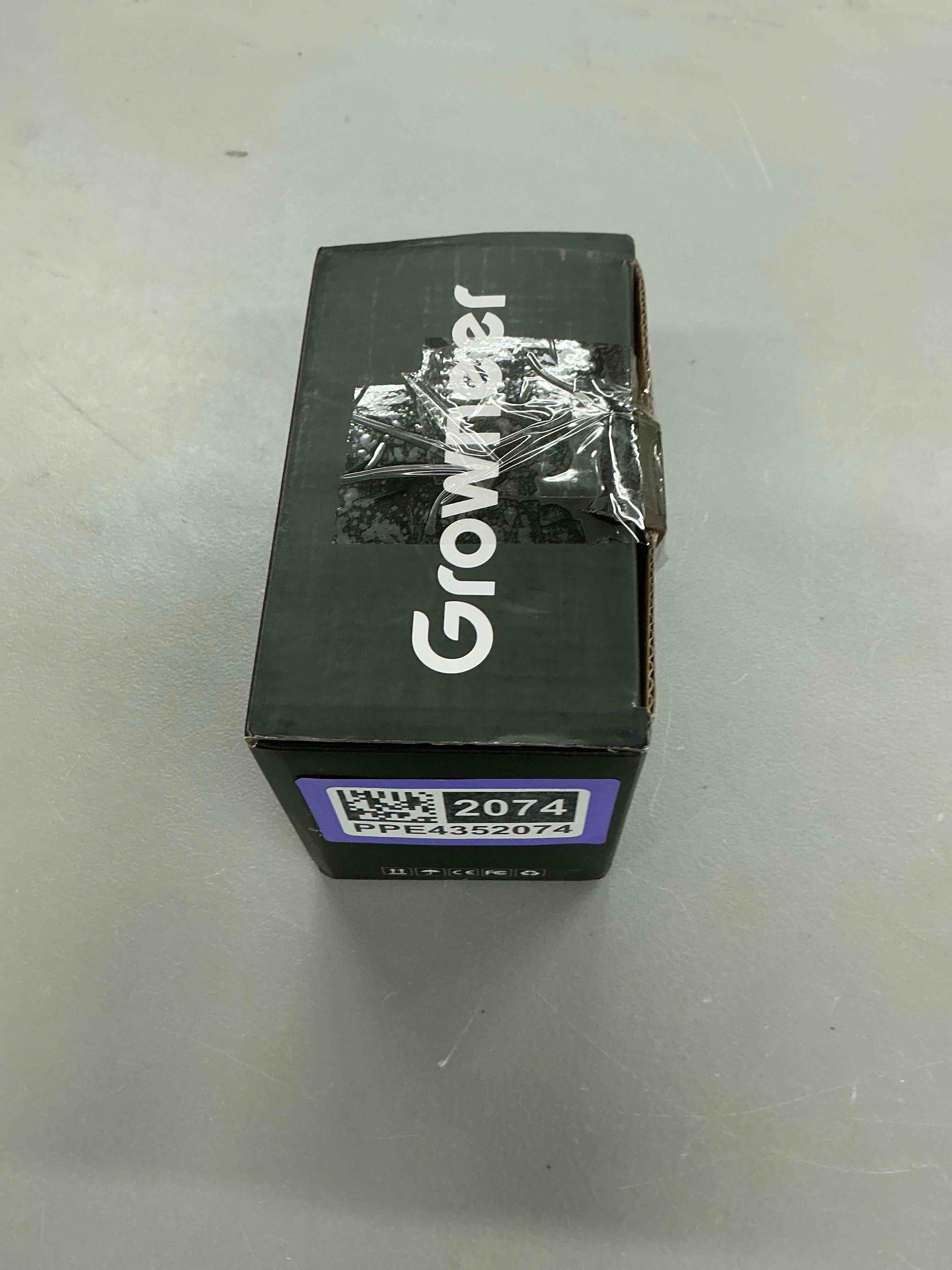 Condition photo showing Good Condition for growneer 550gph submersible pump 30w fountain water pump, 2000l/h, with 7.2ft high lift, 3 nozzles for aquarium, fish tank, pond, hydroponics, statuary, pool 550 gph